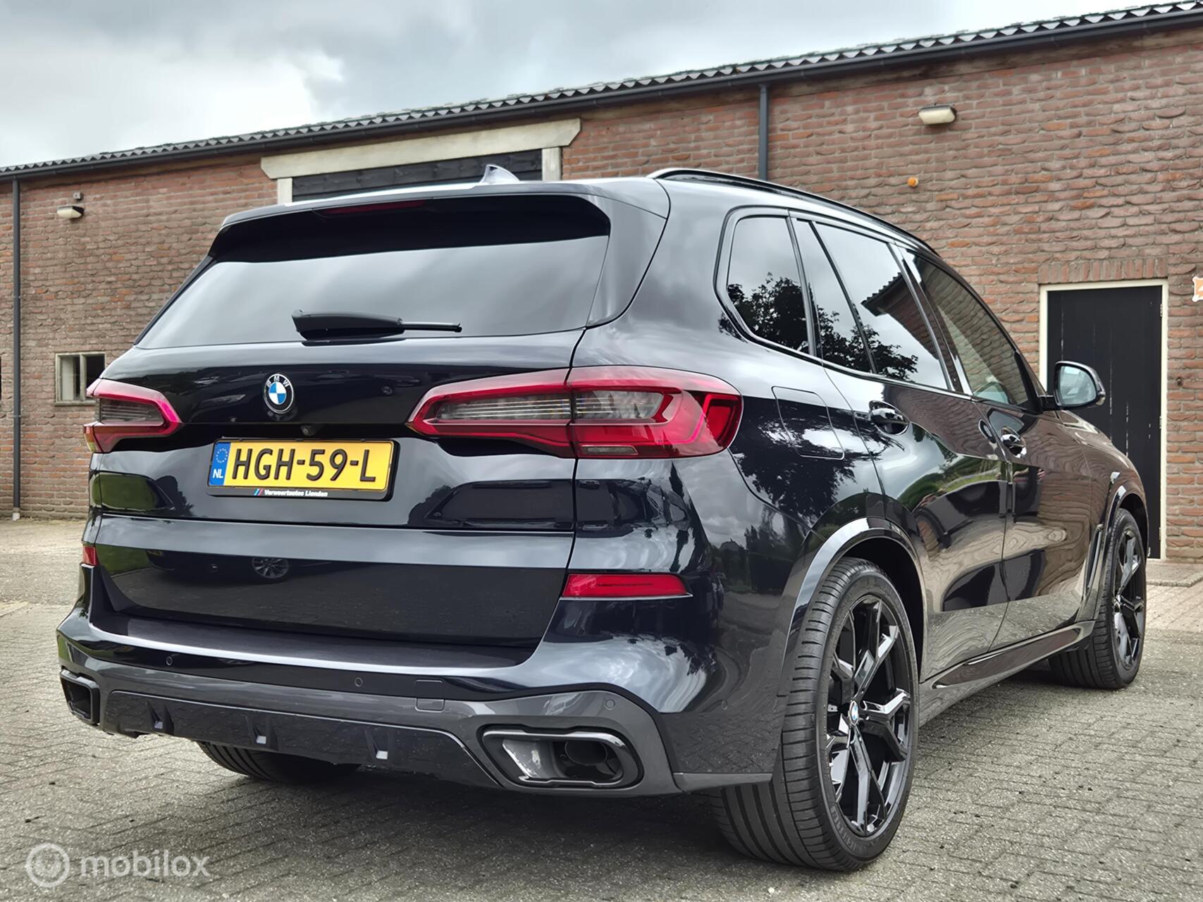 Foto van BMW X5 Xdrive45e