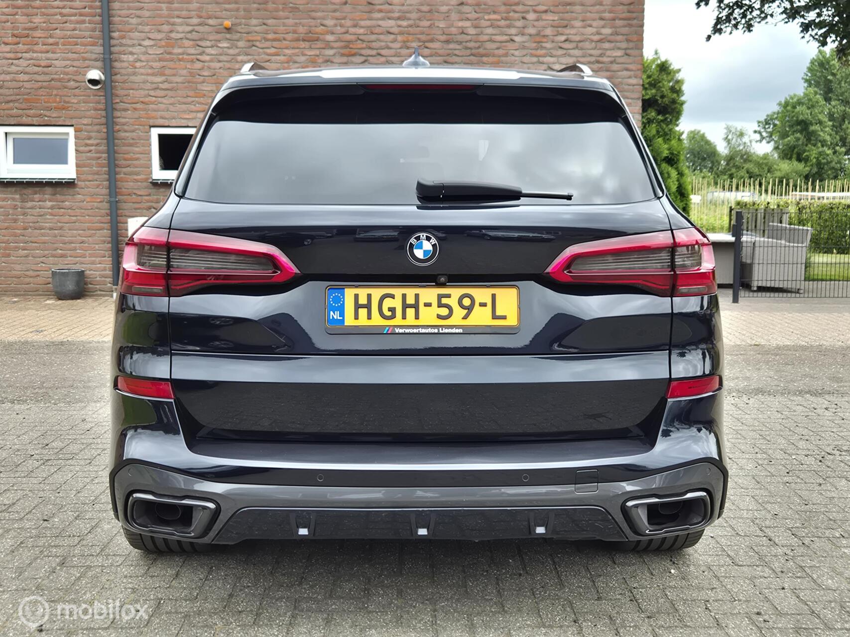 Foto van BMW X5 Xdrive45e