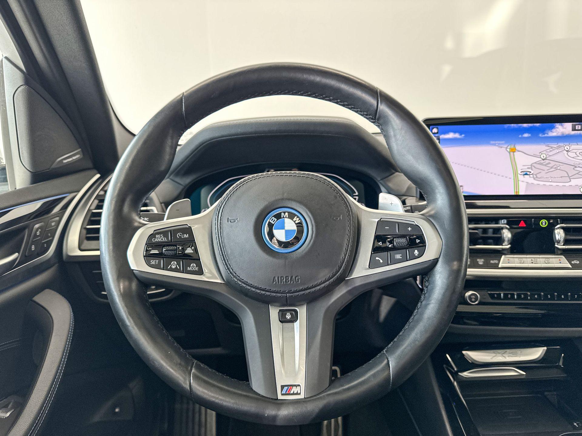Foto van BMW X3 Xdrive30e