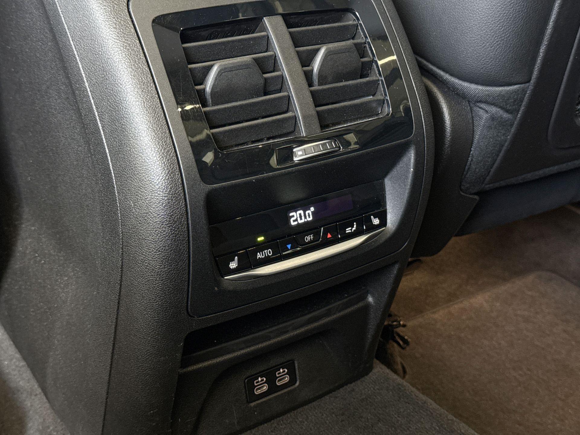 Foto van BMW X3 Xdrive30e