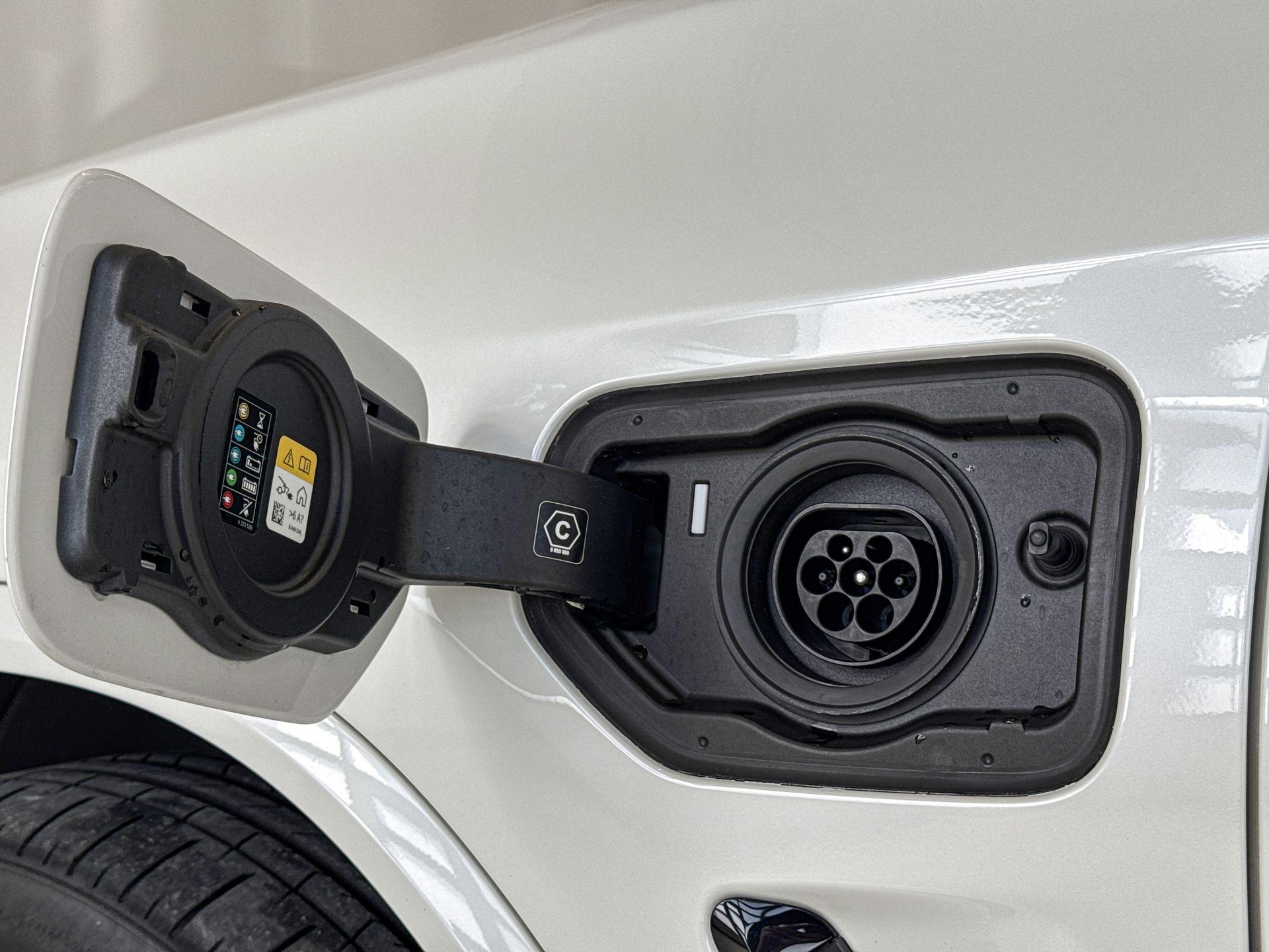 Foto van BMW X3 Xdrive30e