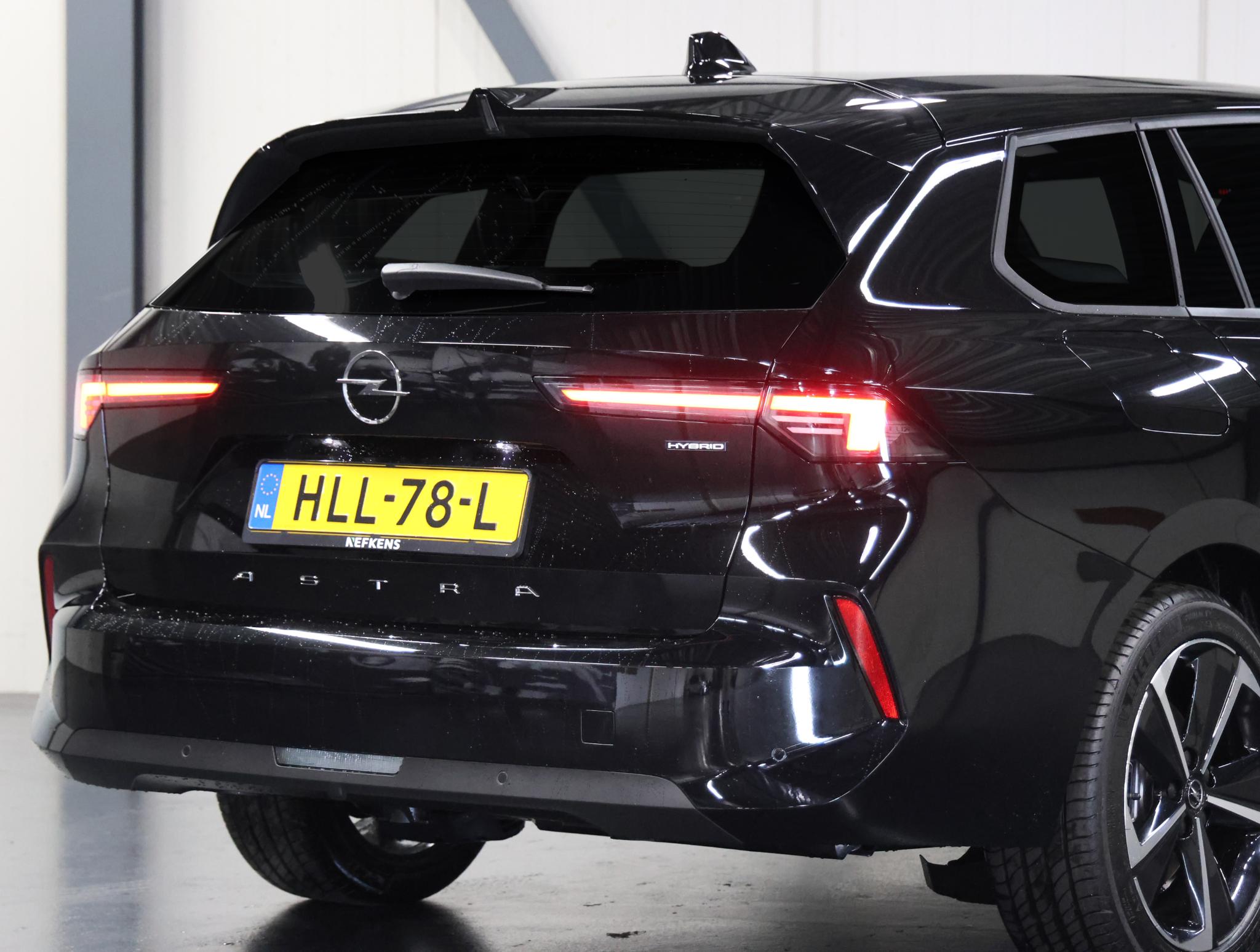 Foto van Opel Astra Sports Tourer