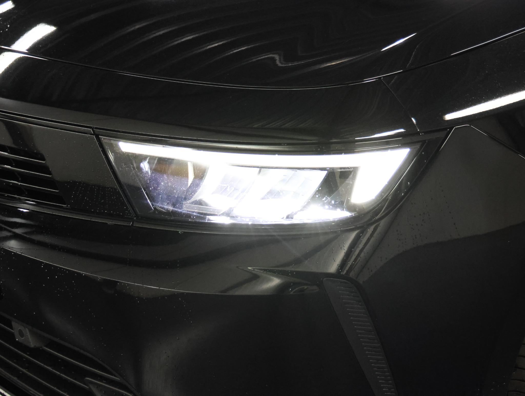 Foto van Opel Astra Sports Tourer