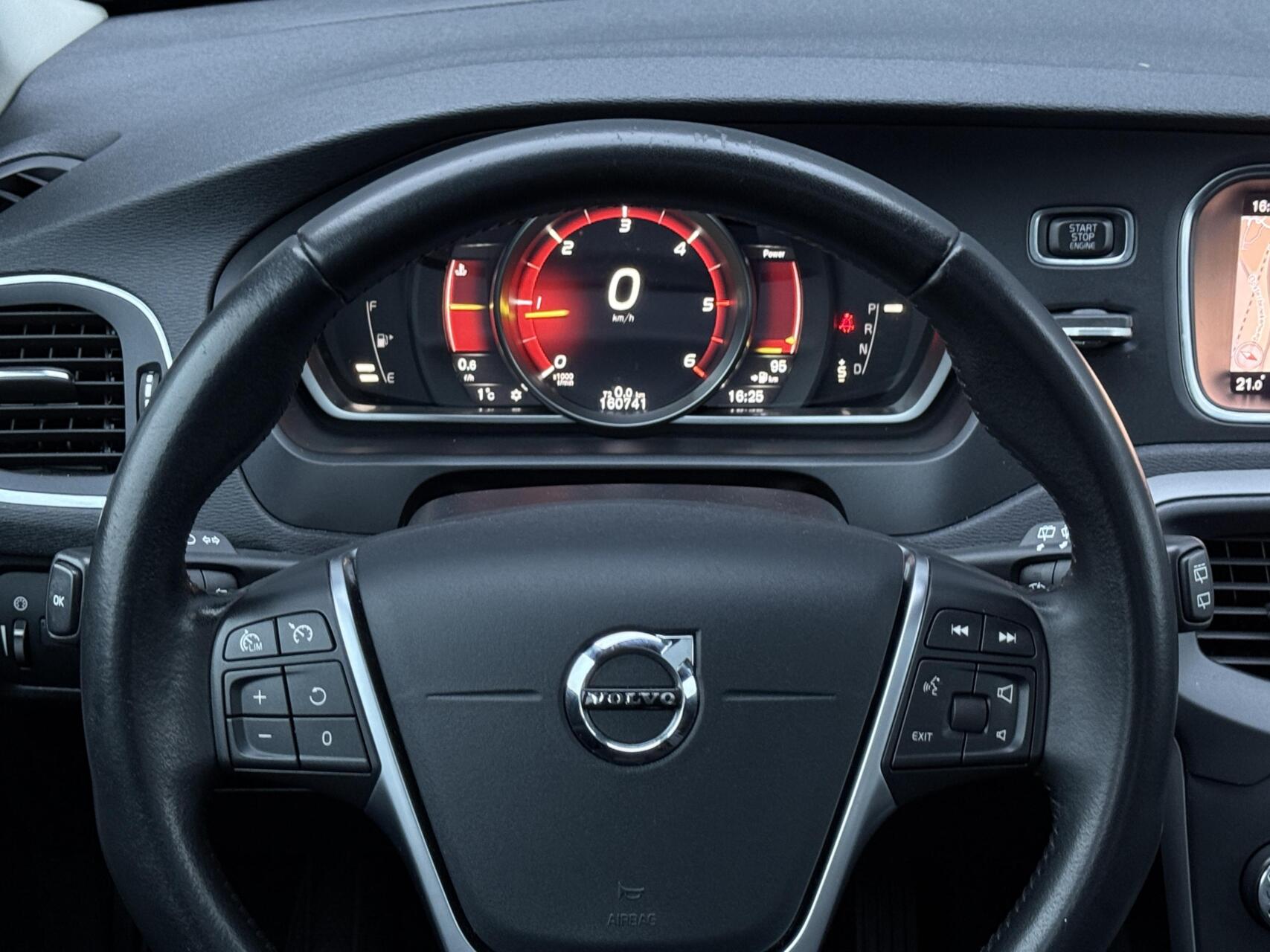 Foto van Volvo V40 Cross Country