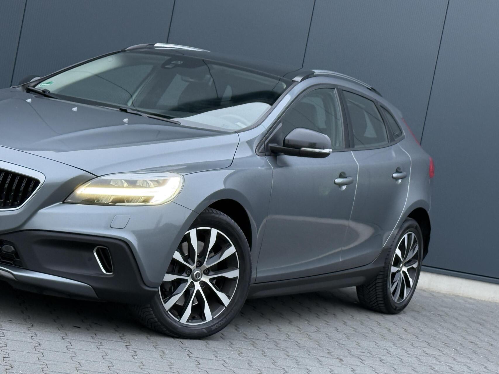 Foto van Volvo V40 Cross Country