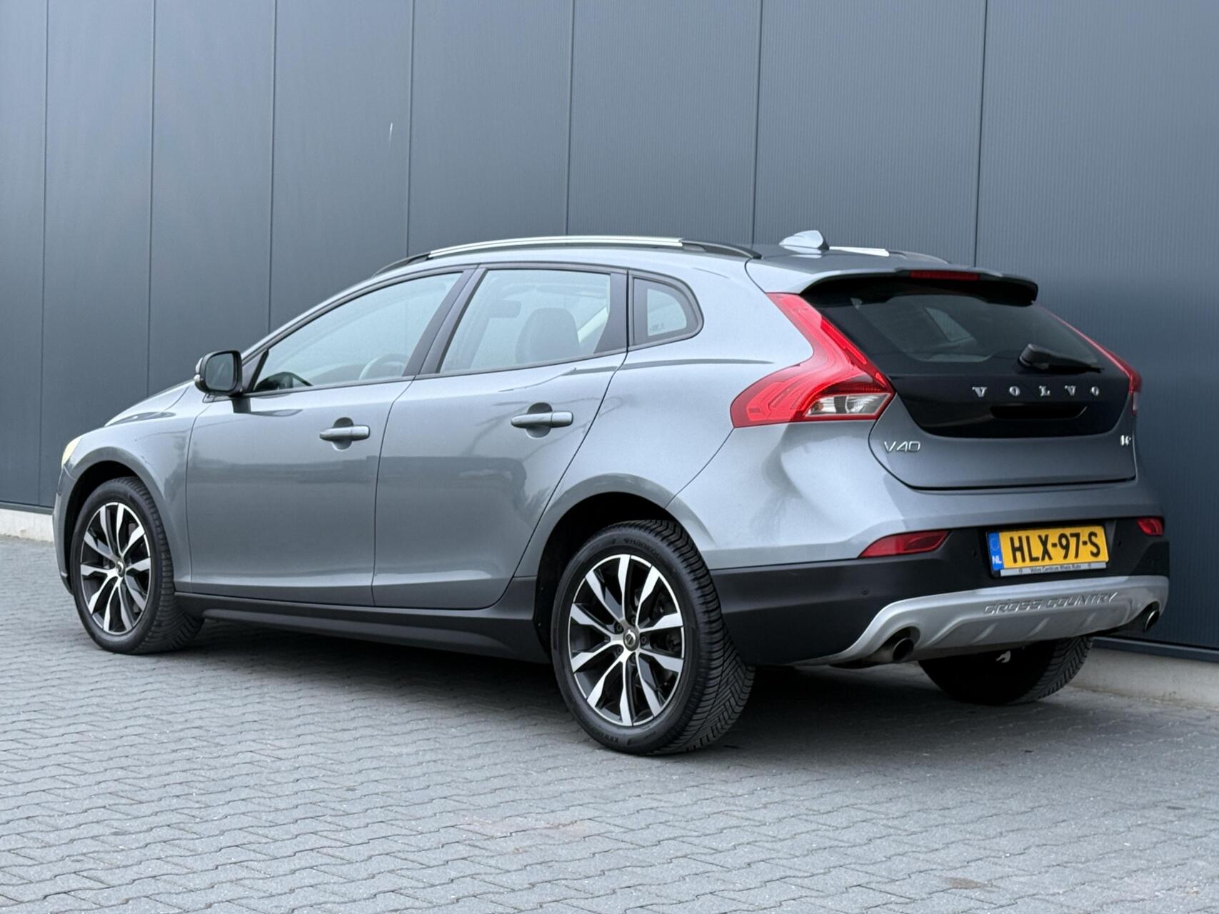 Foto van Volvo V40 Cross Country