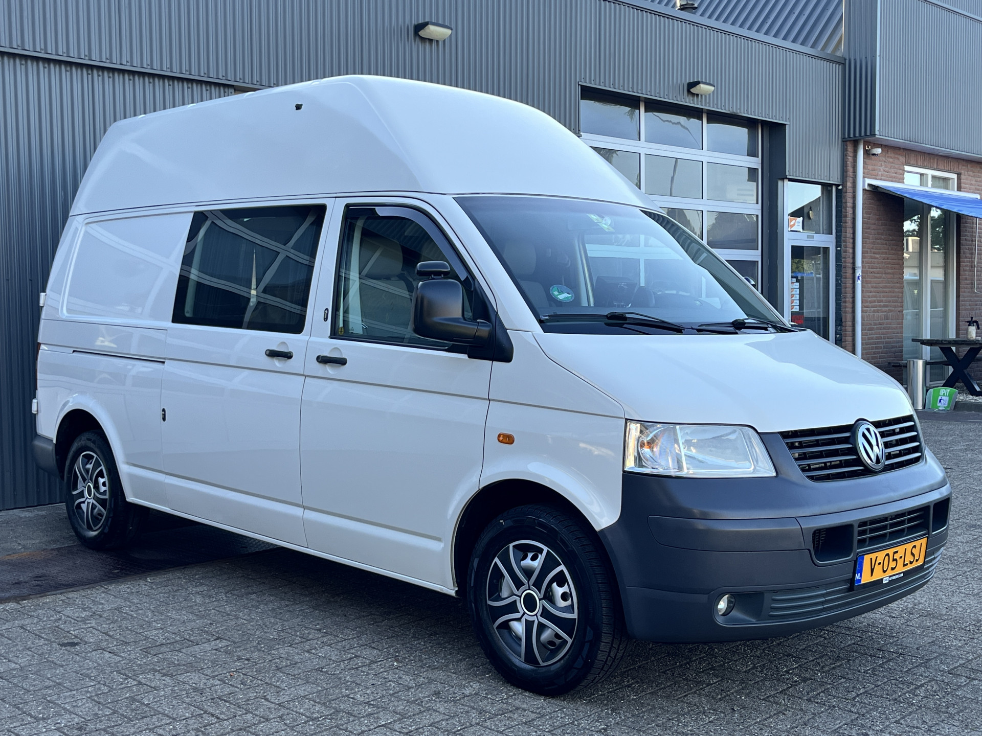 Volkswagen Transporter 2.5 TDI 340 2007 - voorkant