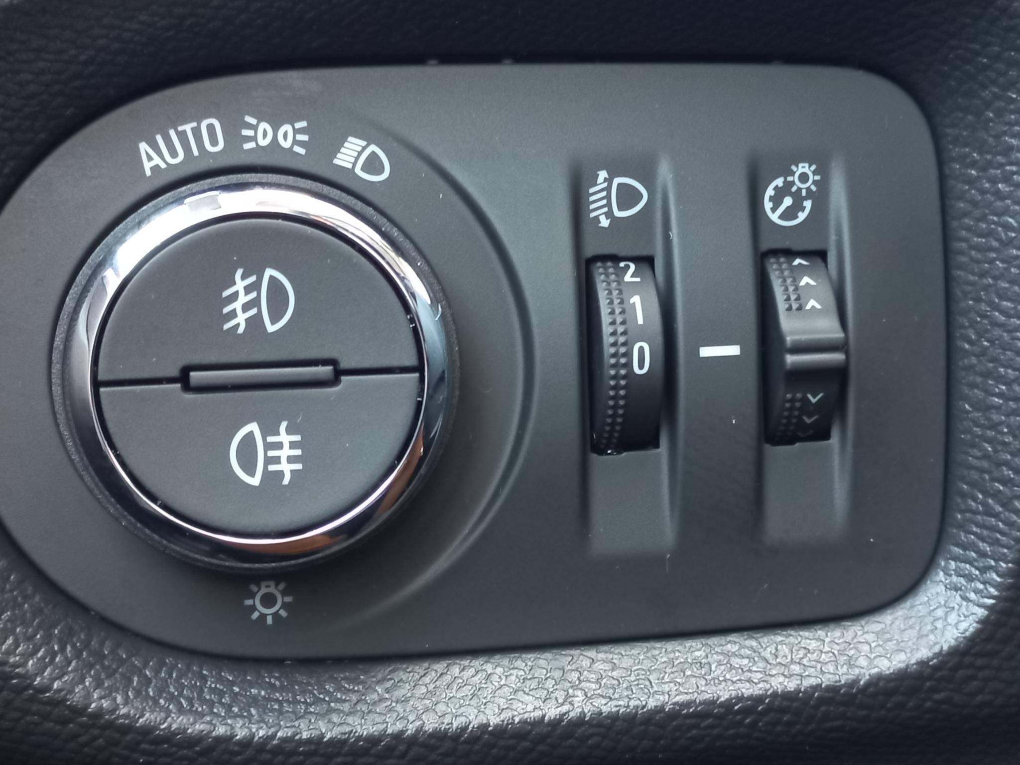 Foto van Opel Corsa Electric