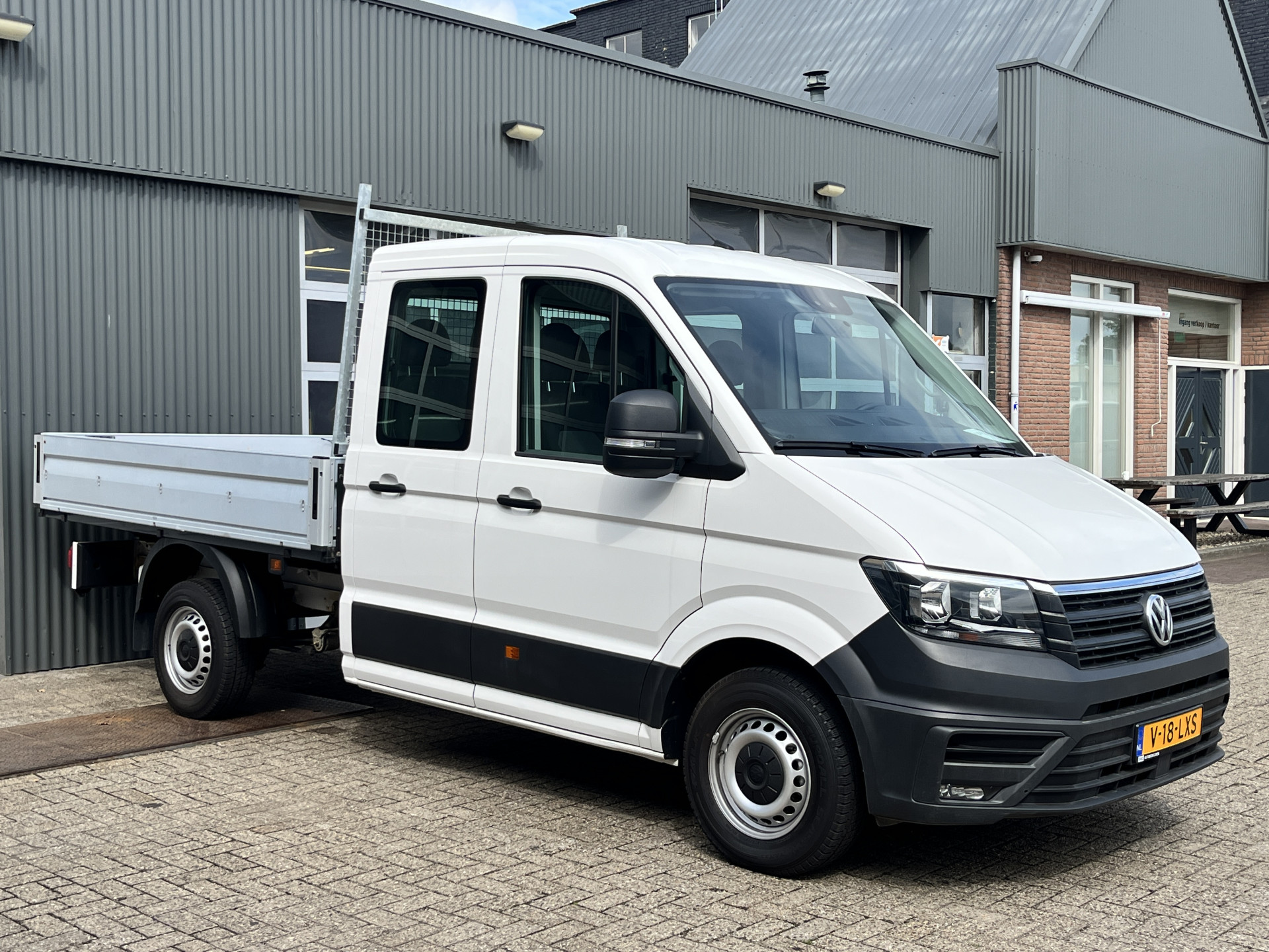 Volkswagen Crafter 35 2.0 TDI  DC 2021 - voorkant