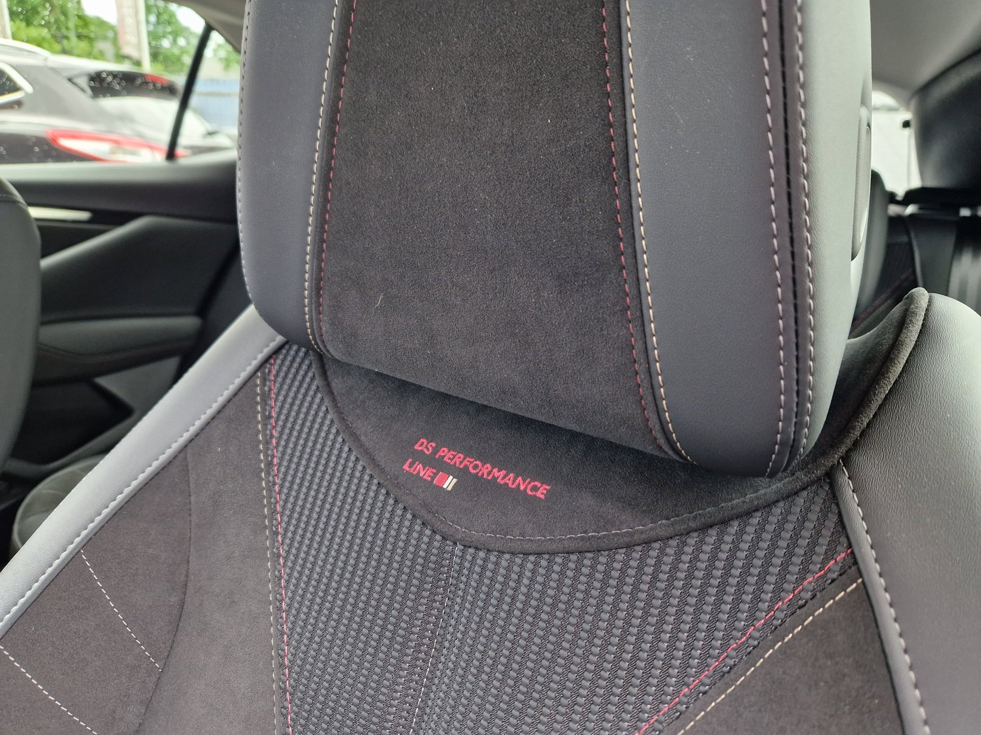 Foto van DS Ds4