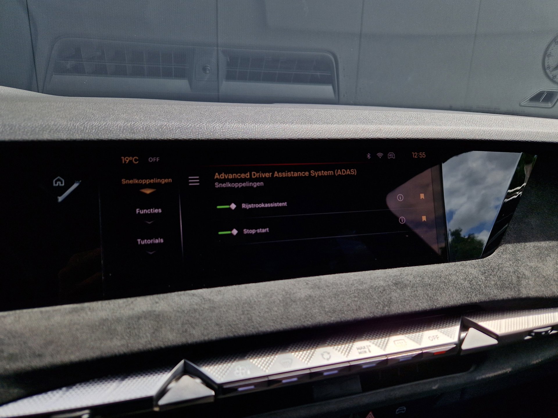 Foto van DS Ds4