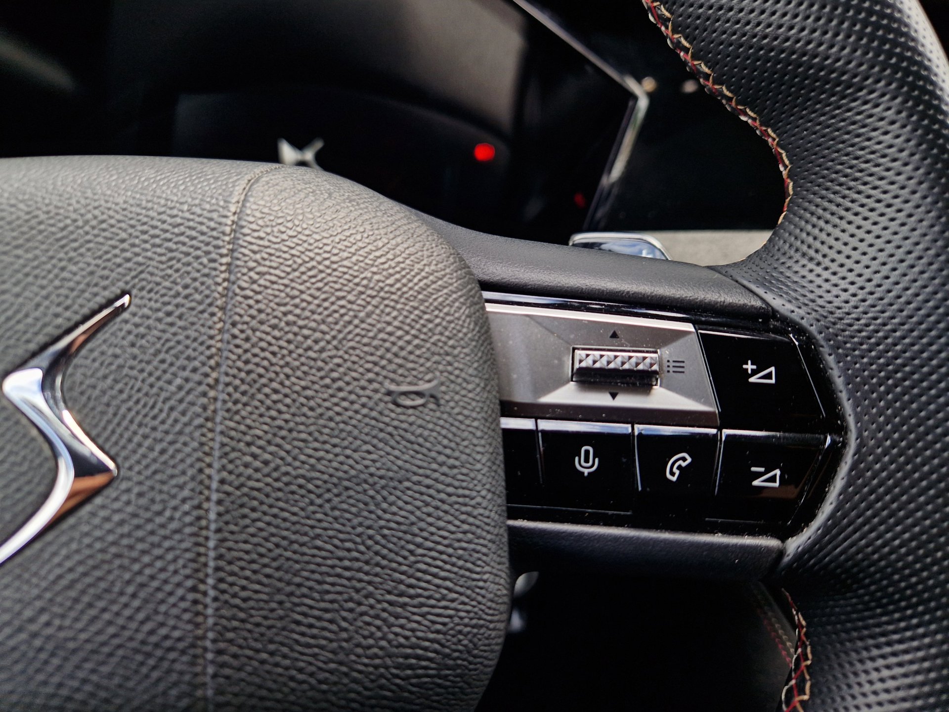 Foto van DS Ds4