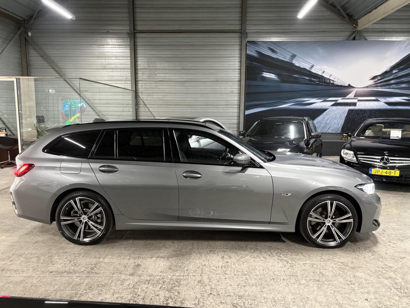 Foto van BMW 330e xDrive