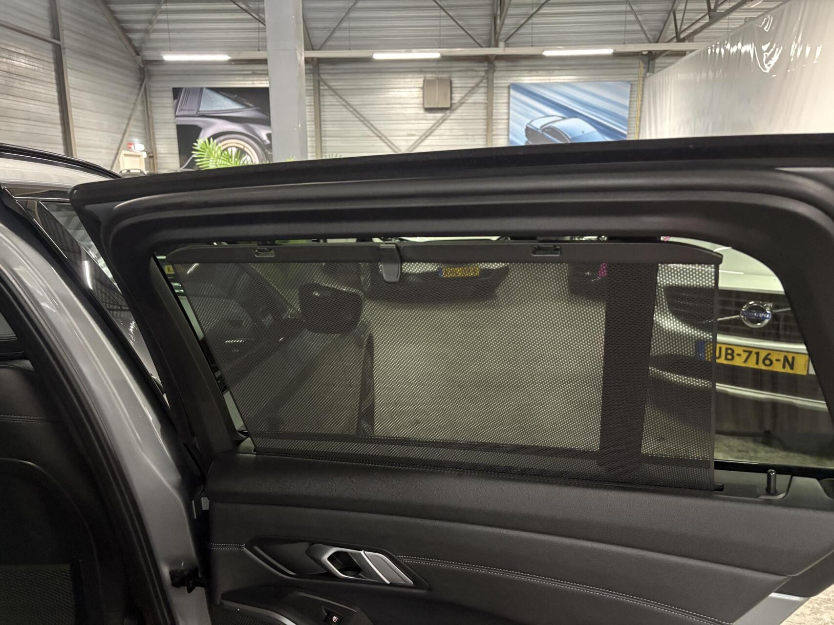 Foto van BMW 330e xDrive
