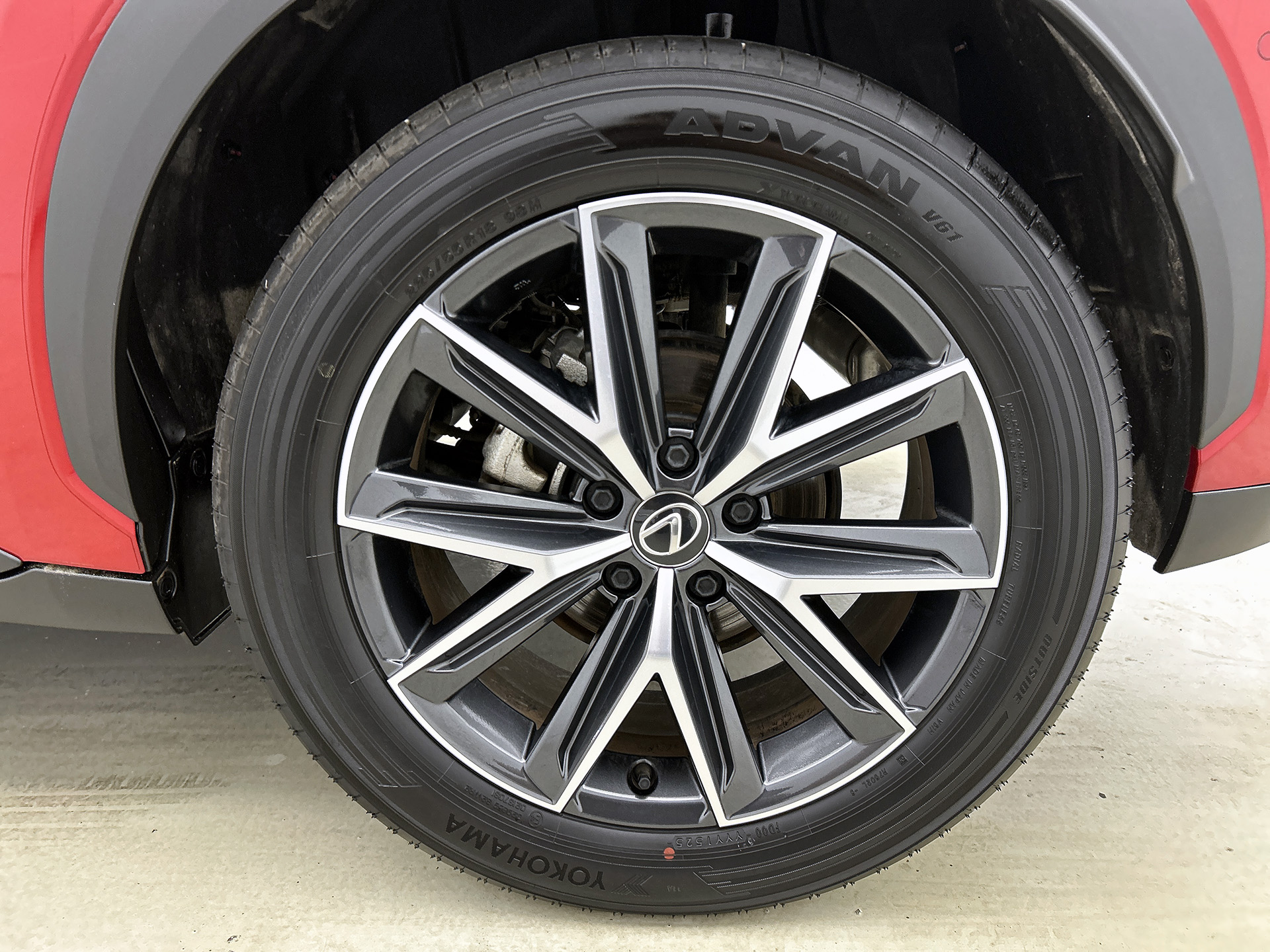 Foto van Lexus Lexus LBX