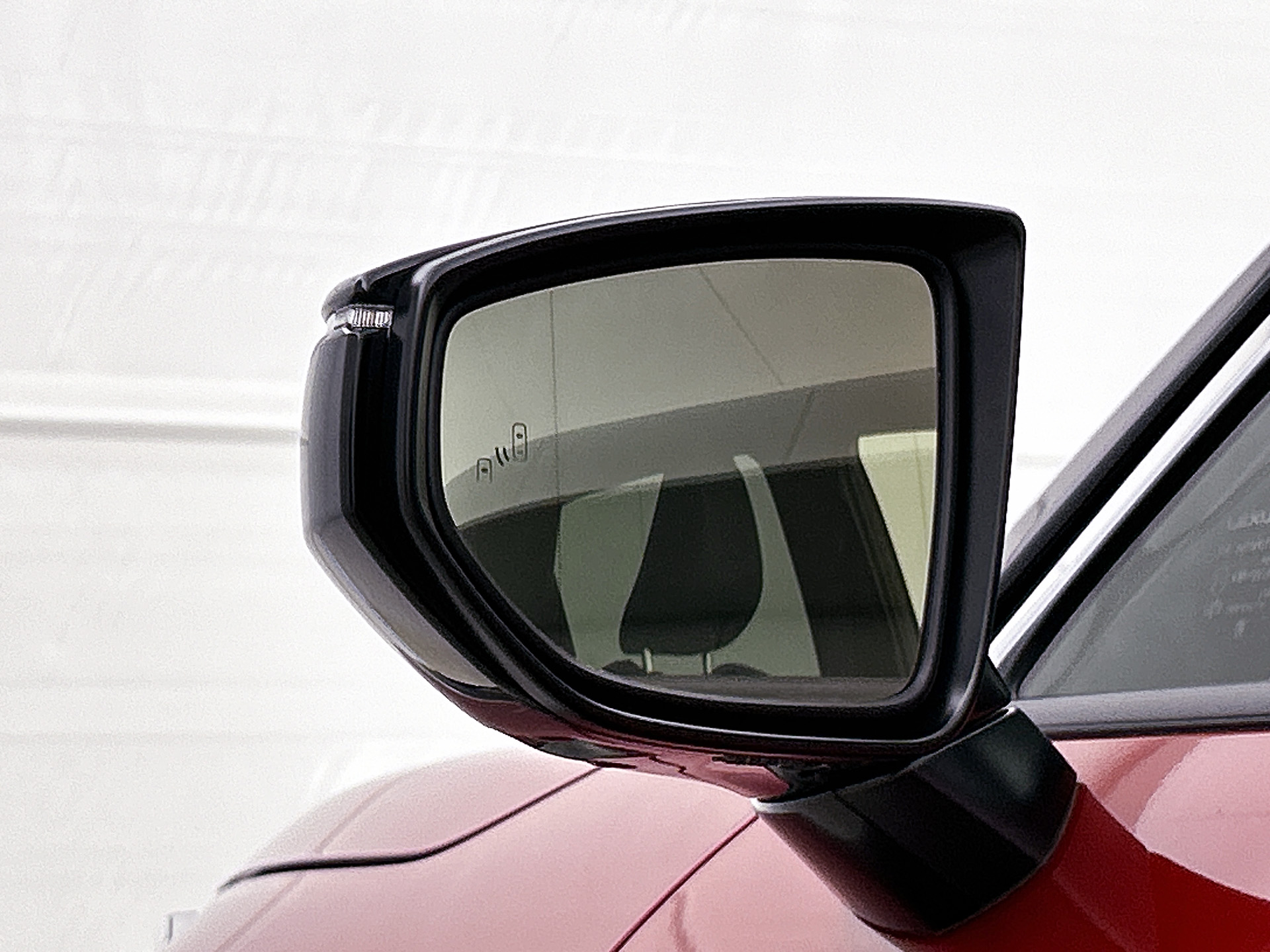 Foto van Lexus Lexus LBX