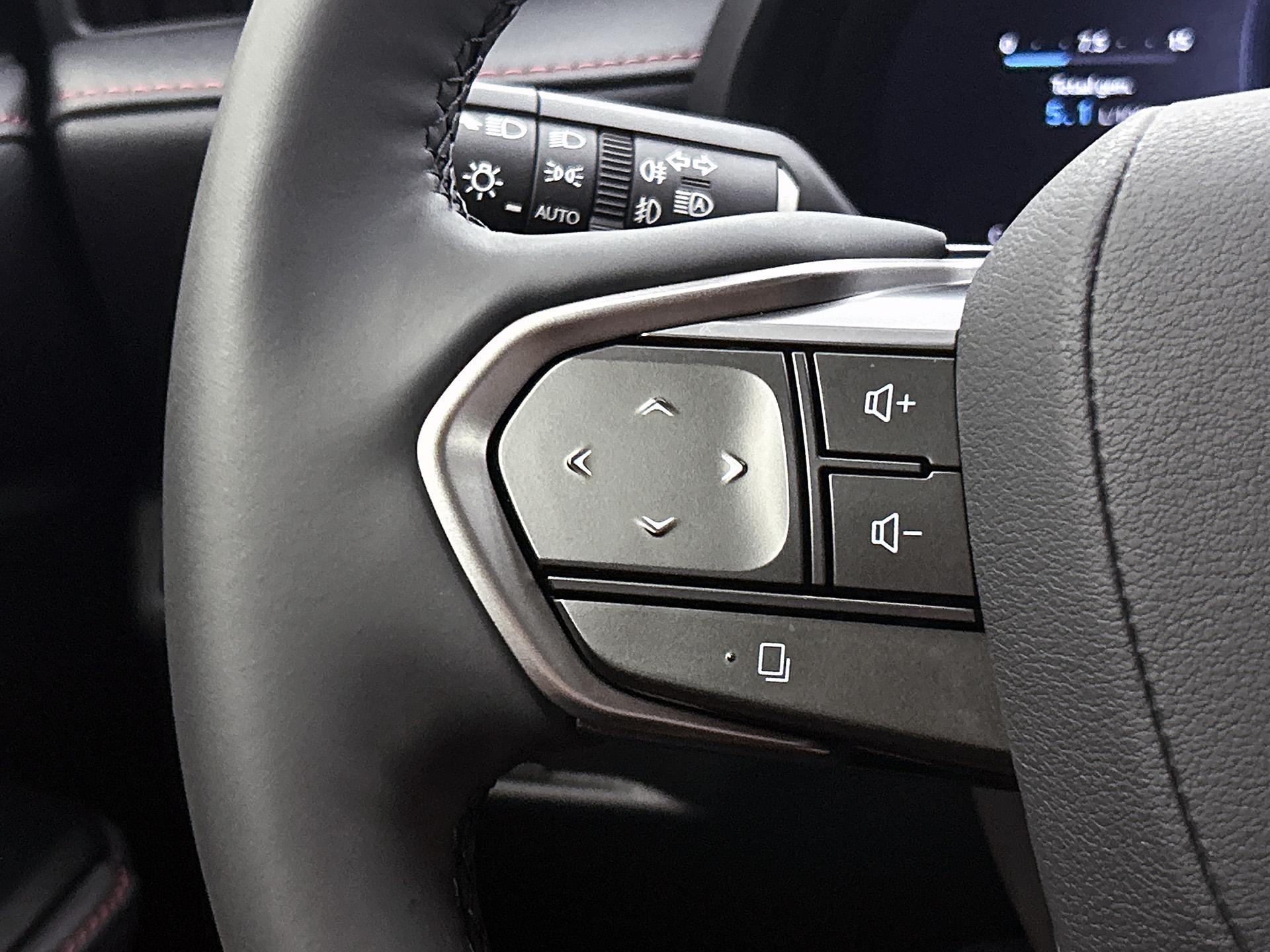 Foto van Lexus Lexus LBX