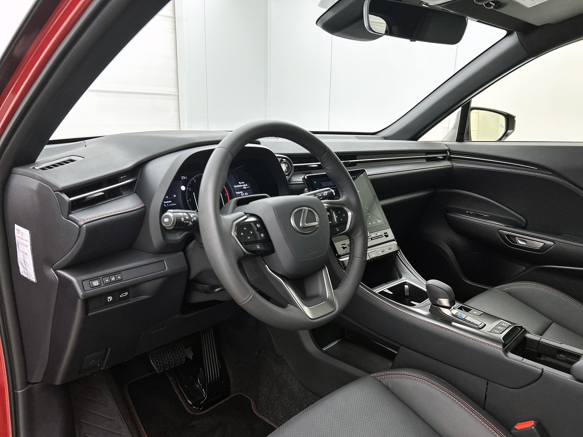 Foto van Lexus Lexus LBX