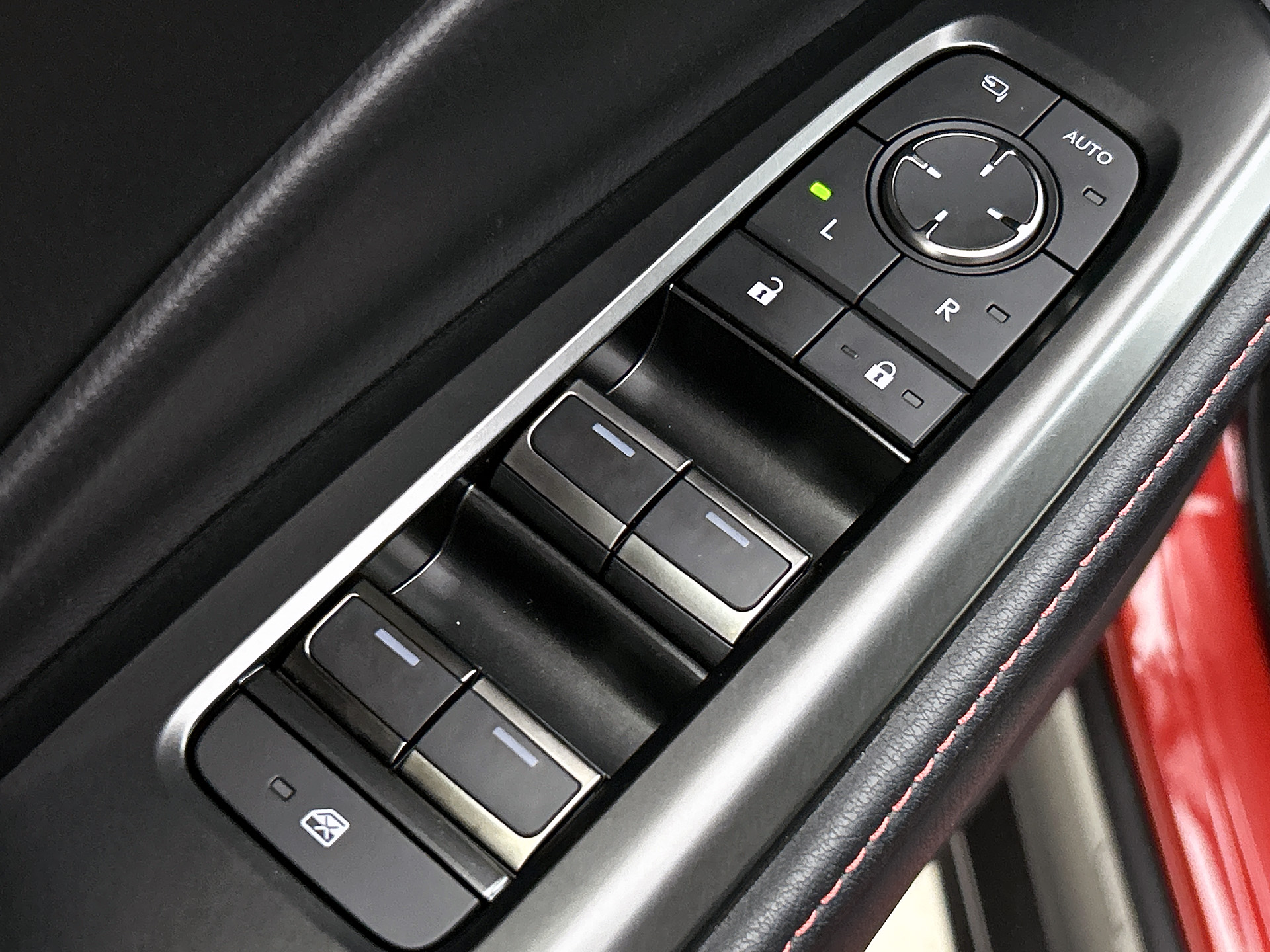 Foto van Lexus Lexus LBX