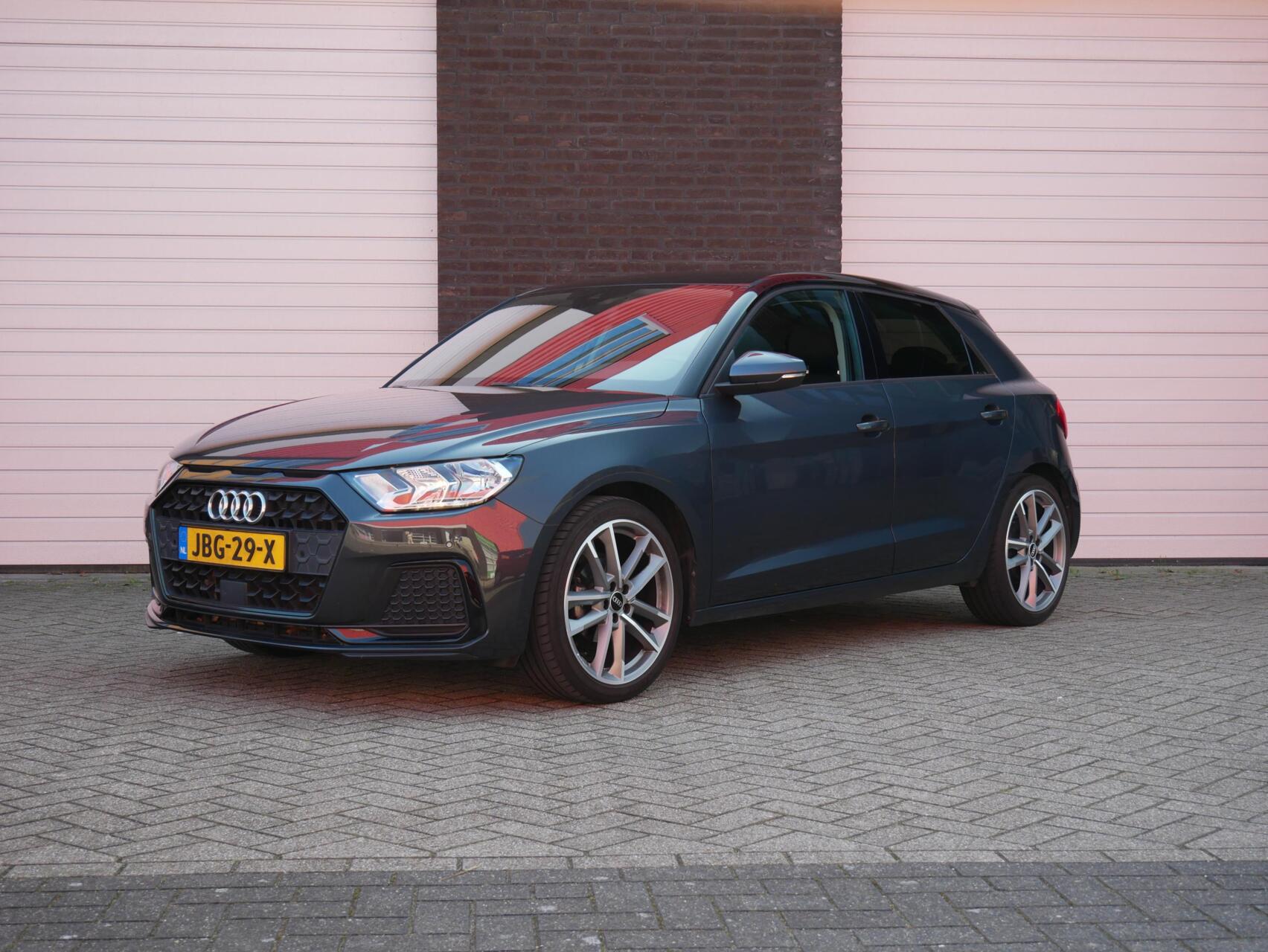 Audi A1 Sportback S line 18’|Stoelverwarming| ACC| Carplay| Virtual 2021 - voorkant