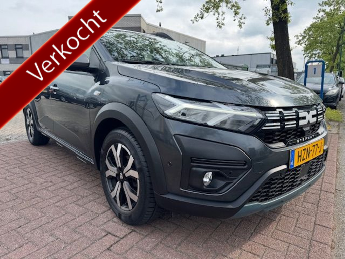 Dacia Sandero 1.0 TCe 5deurs Pack Comfort Automaat 2023 - voorkant
