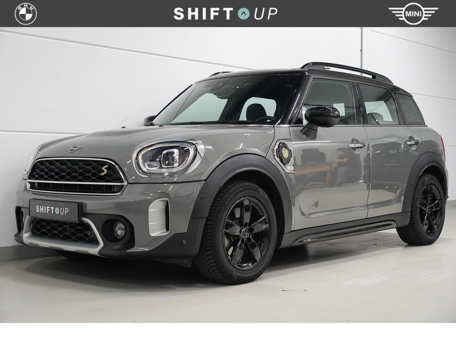 Mini Countryman Cooper Se All4 1.5 Cooper S E ALL4 Panoramadak | Harman Kardon | Head Up | ACC 2021 - voorkant