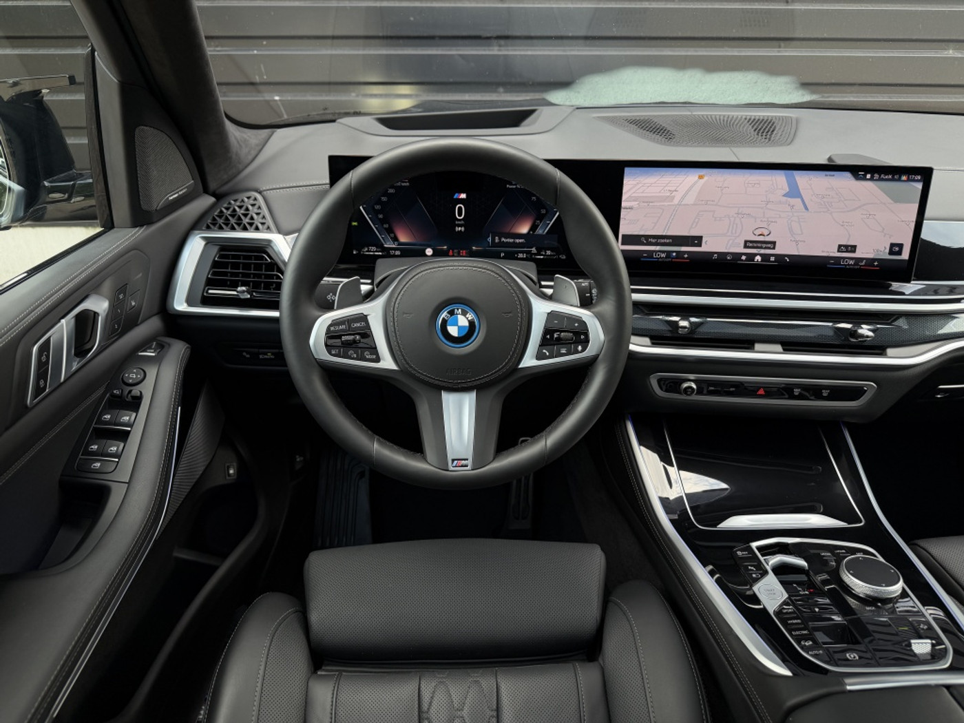 Foto van BMW X5 Xdrive50e