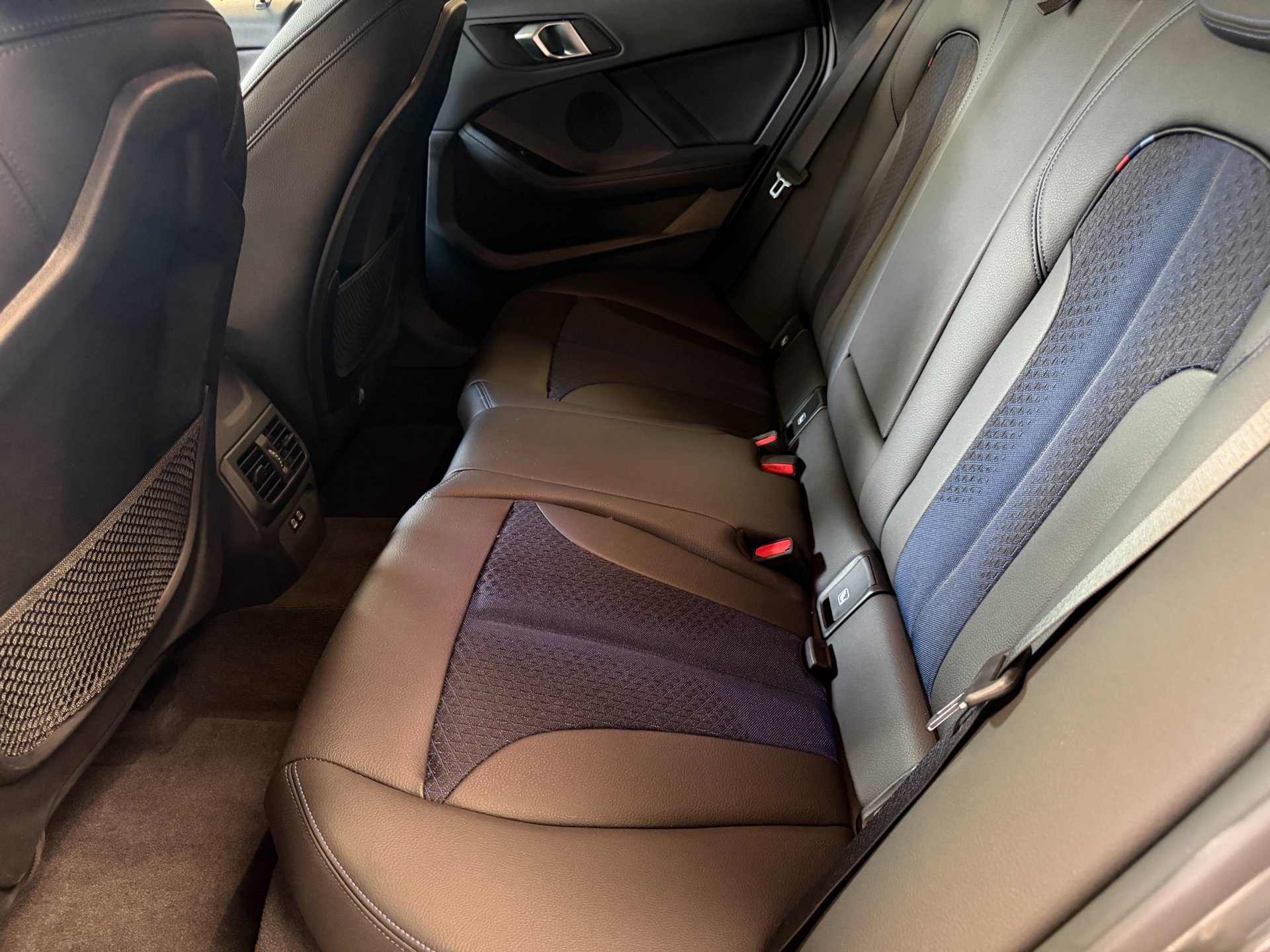 Foto van BMW 218i
