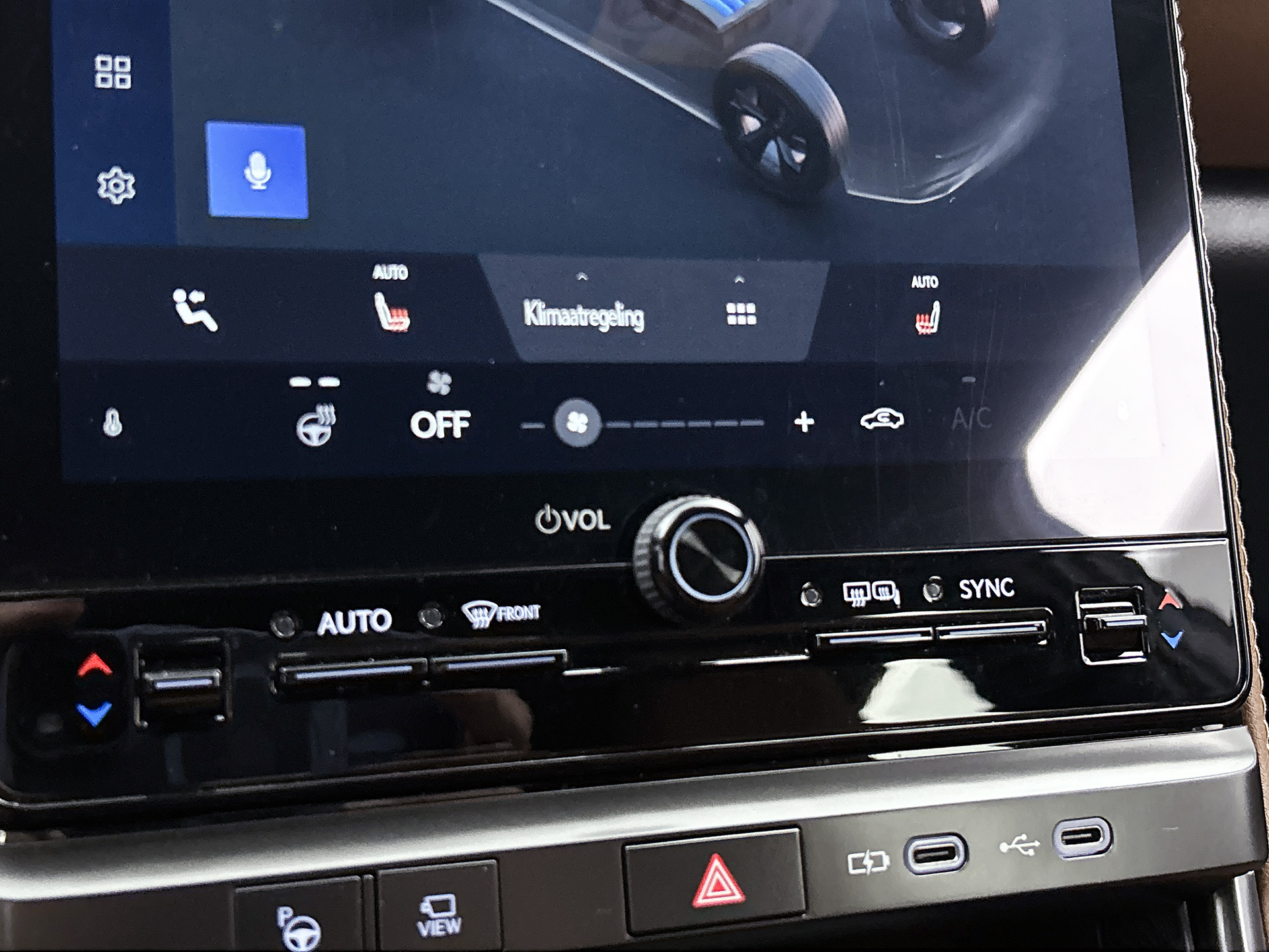 Foto van Lexus Lexus LBX
