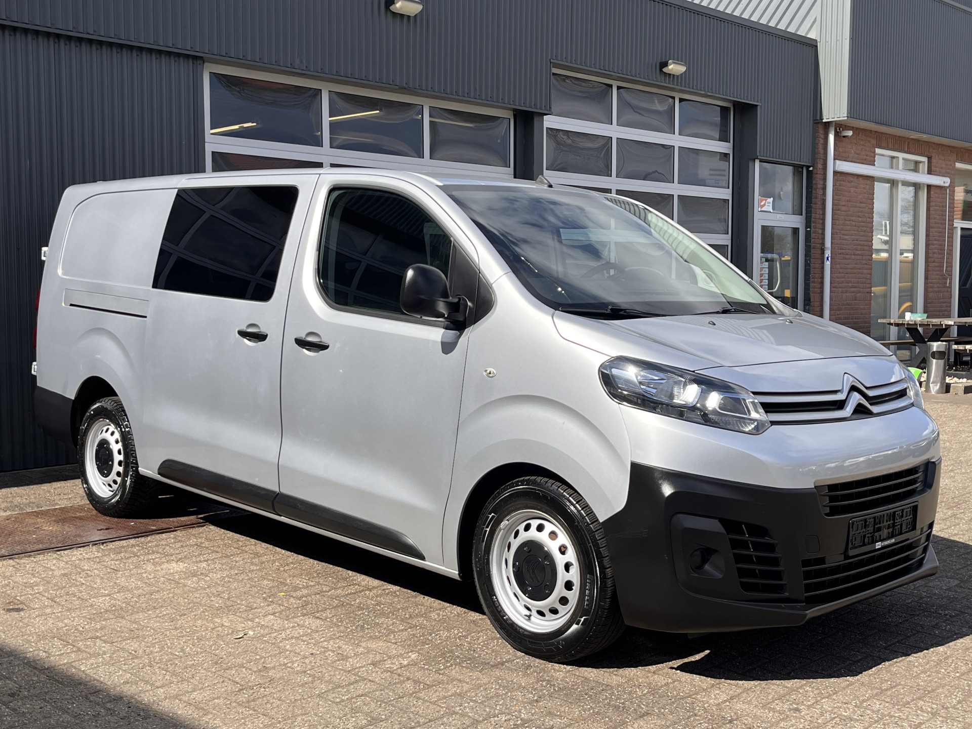 Citroen Jumpy 2.0 HDI 120 XL DC 2017 - voorkant