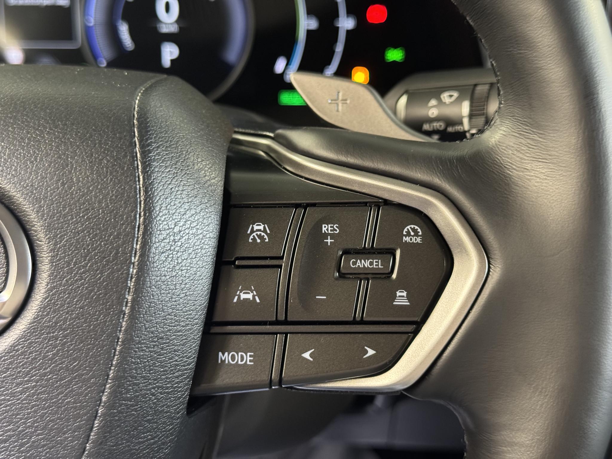 Foto van Lexus Lexus Nx450h+