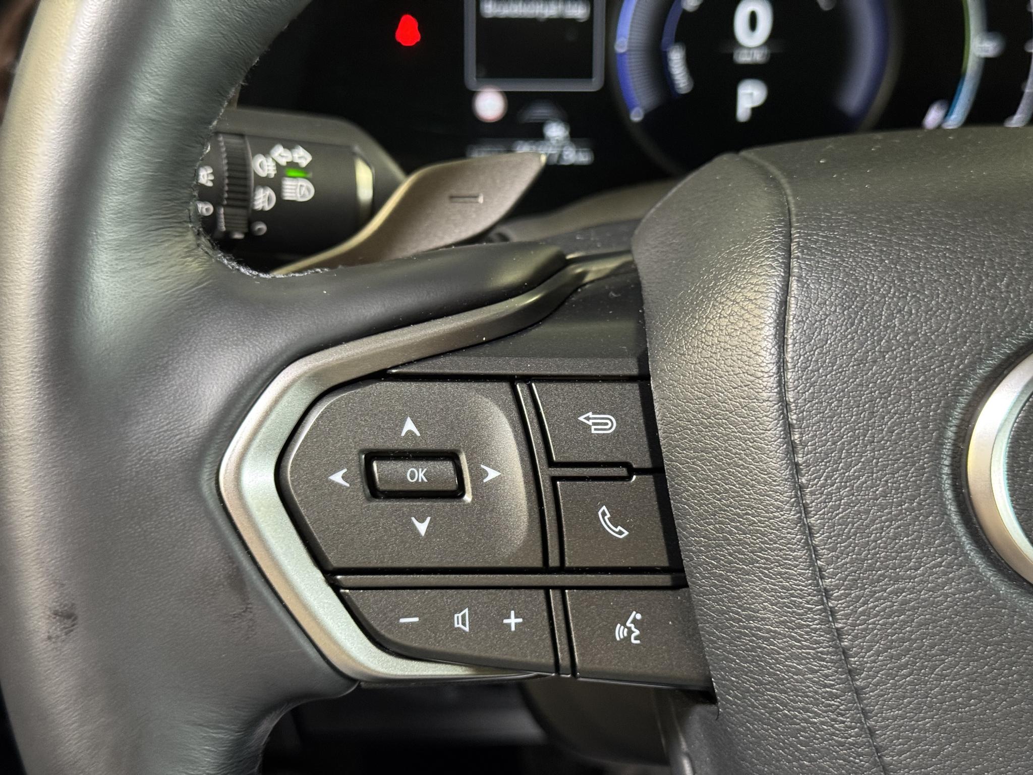 Foto van Lexus Lexus Nx450h+