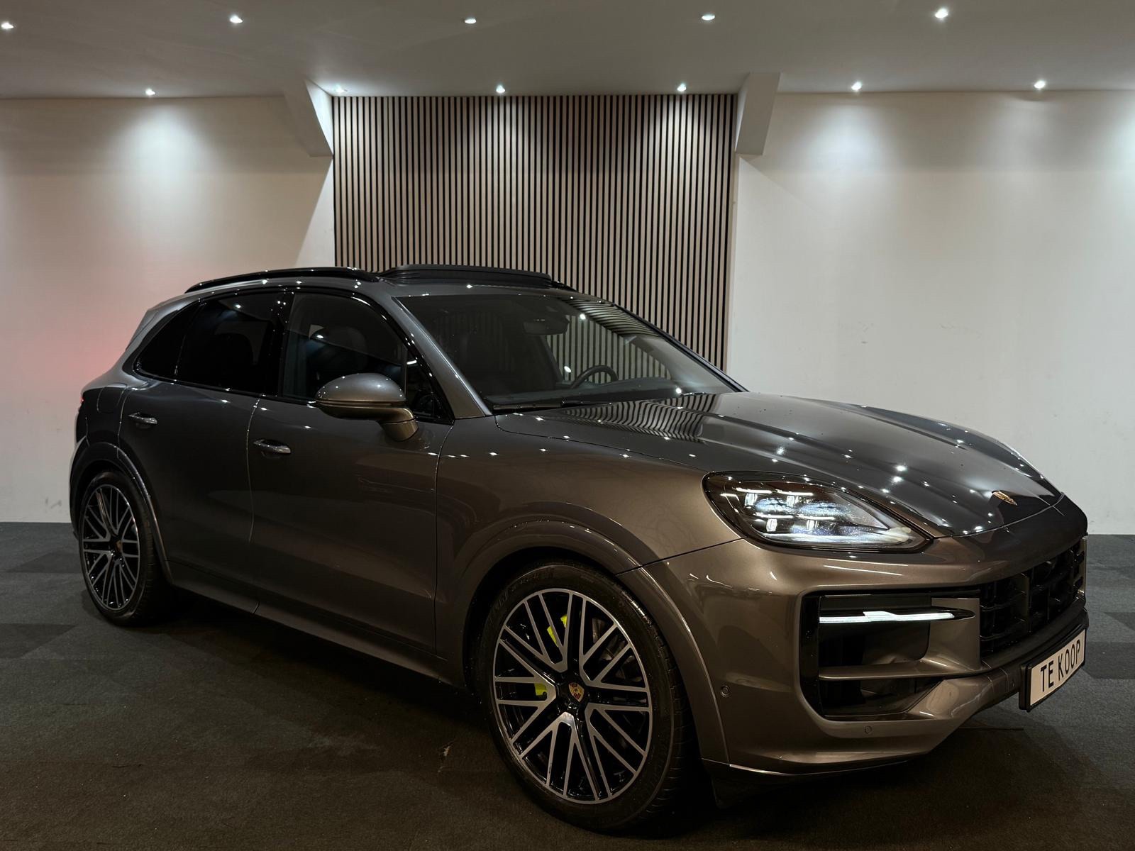 Foto van Porsche Cayenne E-hybrid