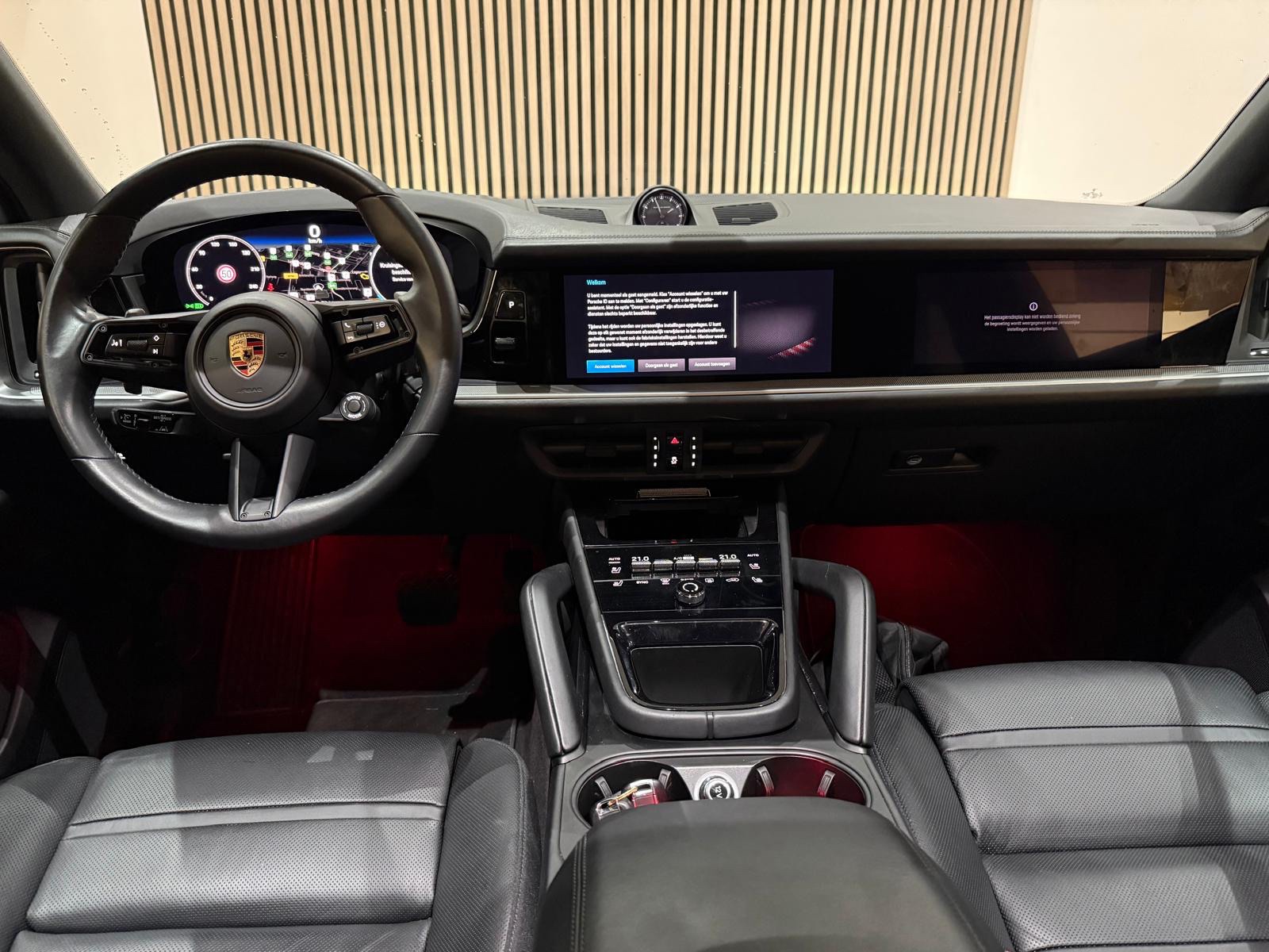 Foto van Porsche Cayenne E-hybrid