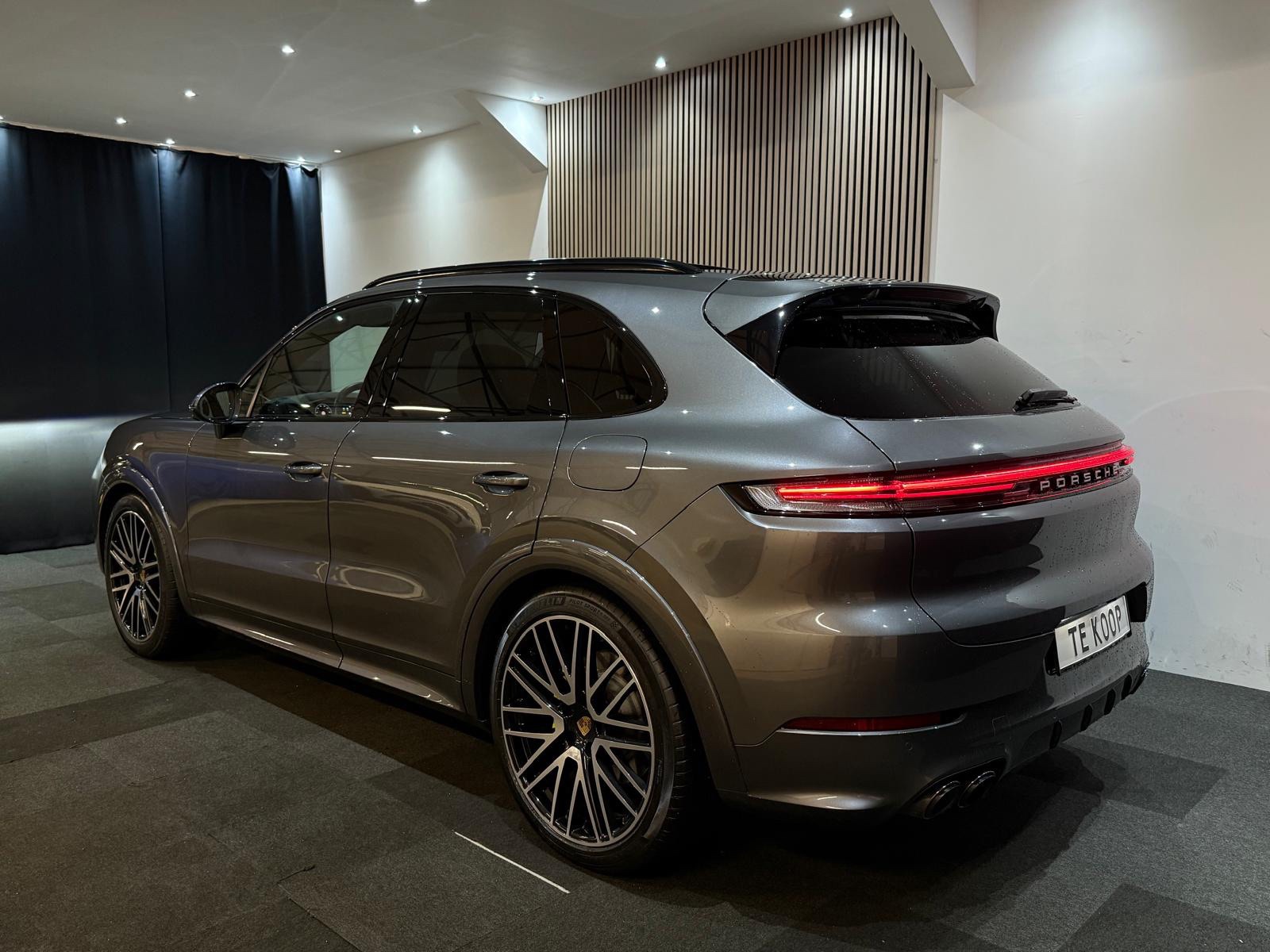 Foto van Porsche Cayenne E-hybrid
