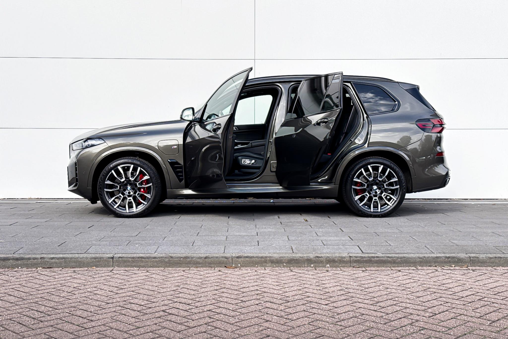 Foto van BMW X5 Xdrive50e