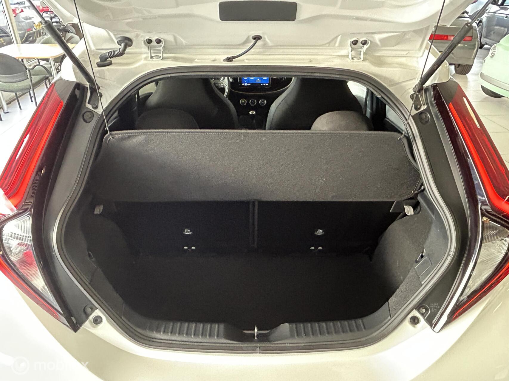 Foto van Toyota Toyota Aygo X
