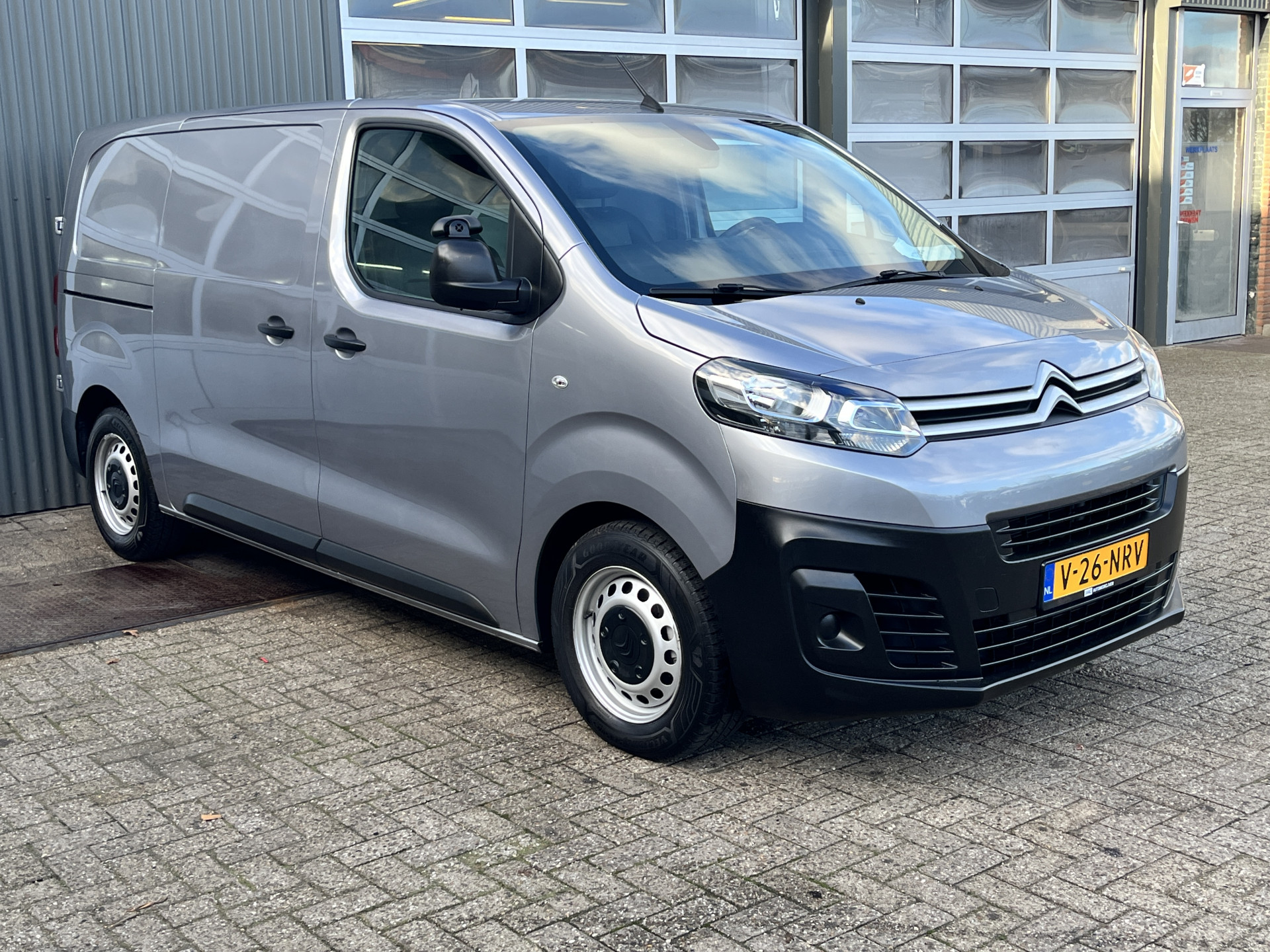 Citroen Jumpy 1.5 BlueHDI 2020 - voorkant