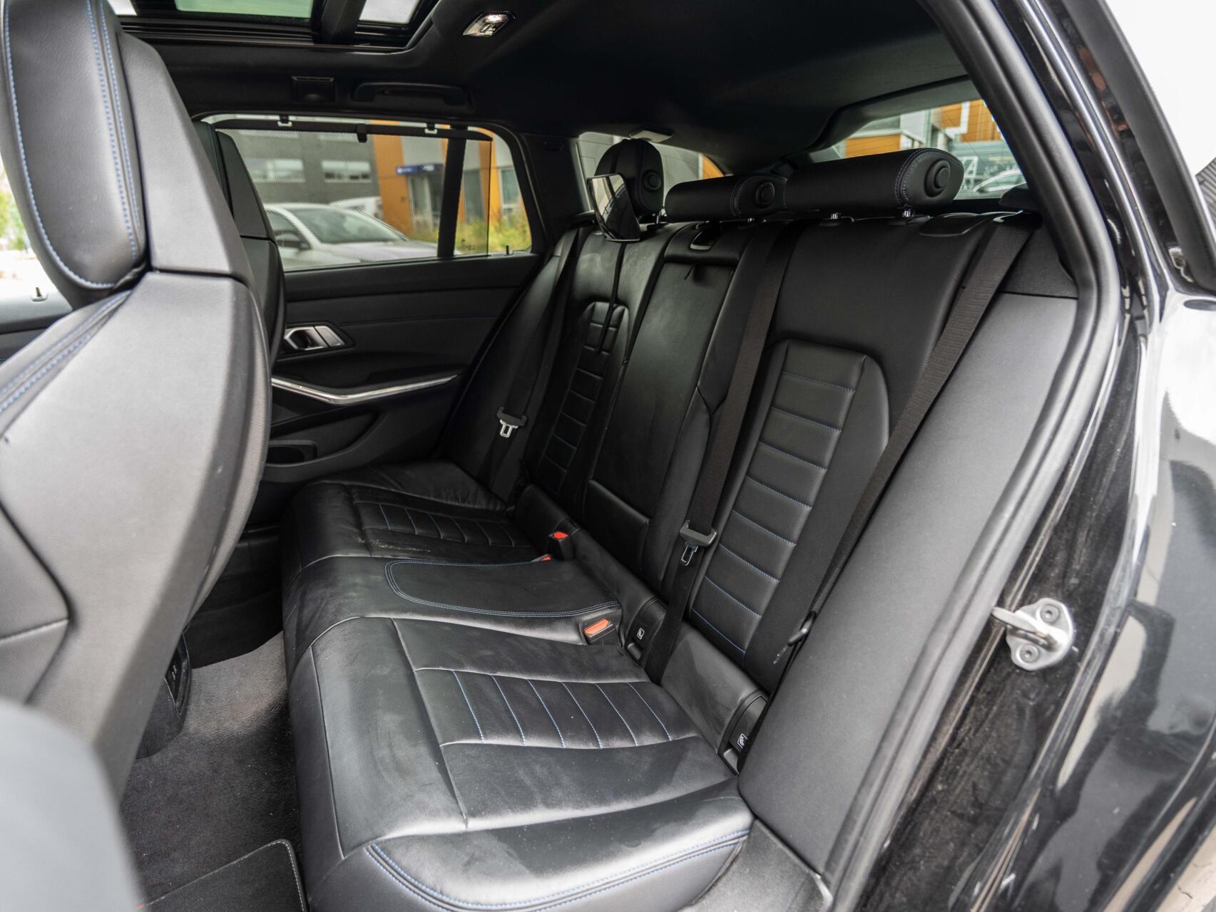 Foto van BMW 330e xDrive