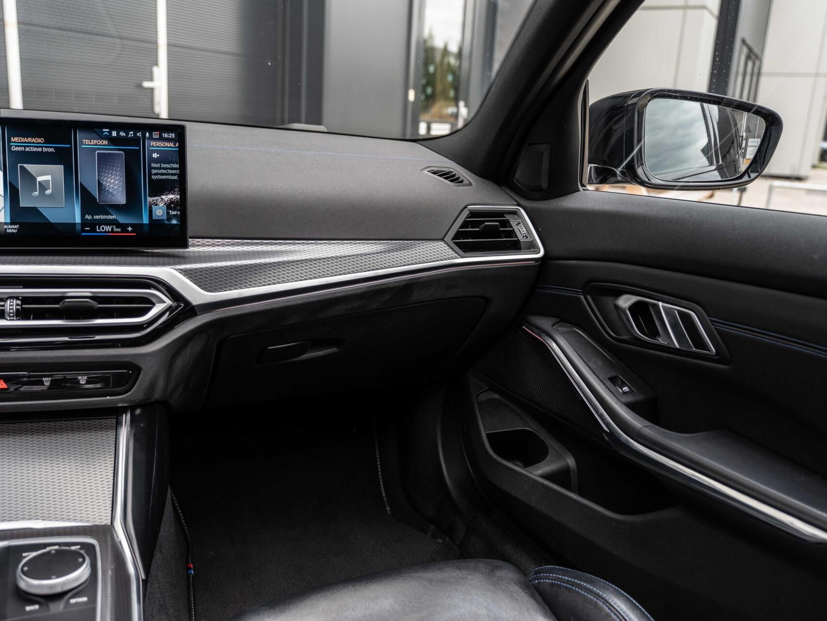 Foto van BMW 330e xDrive