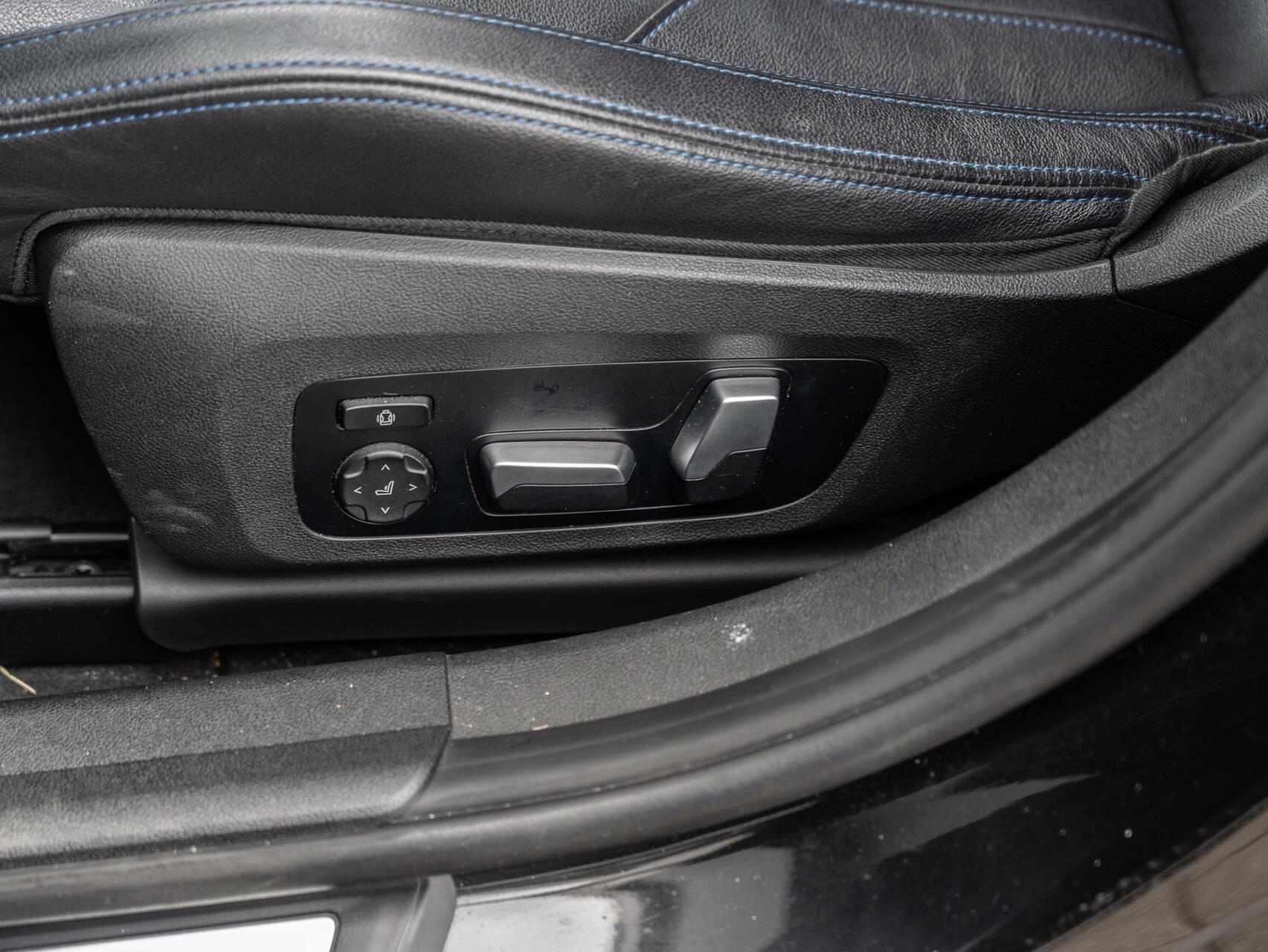 Foto van BMW 330e xDrive
