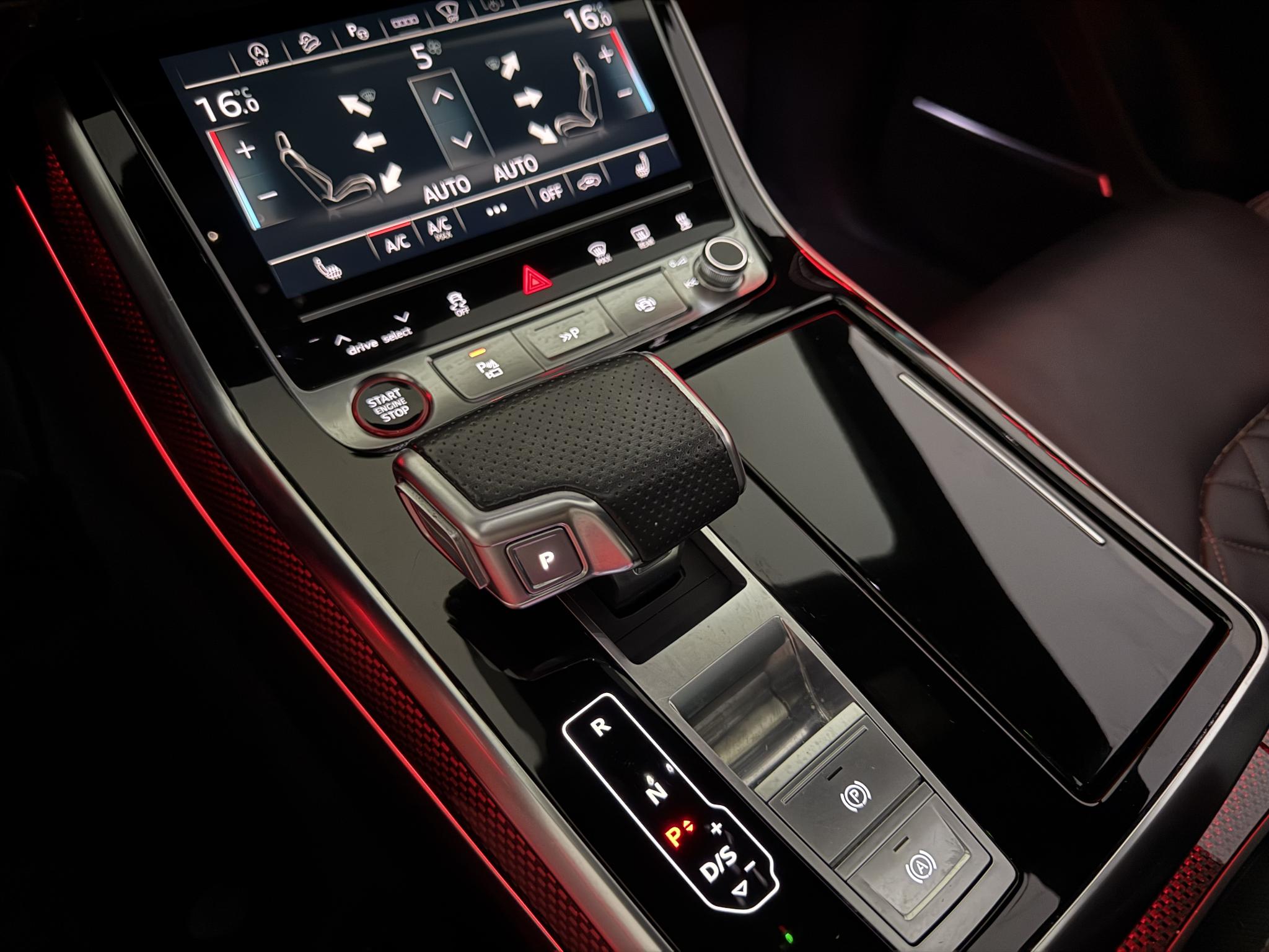 Foto van Audi Sq8