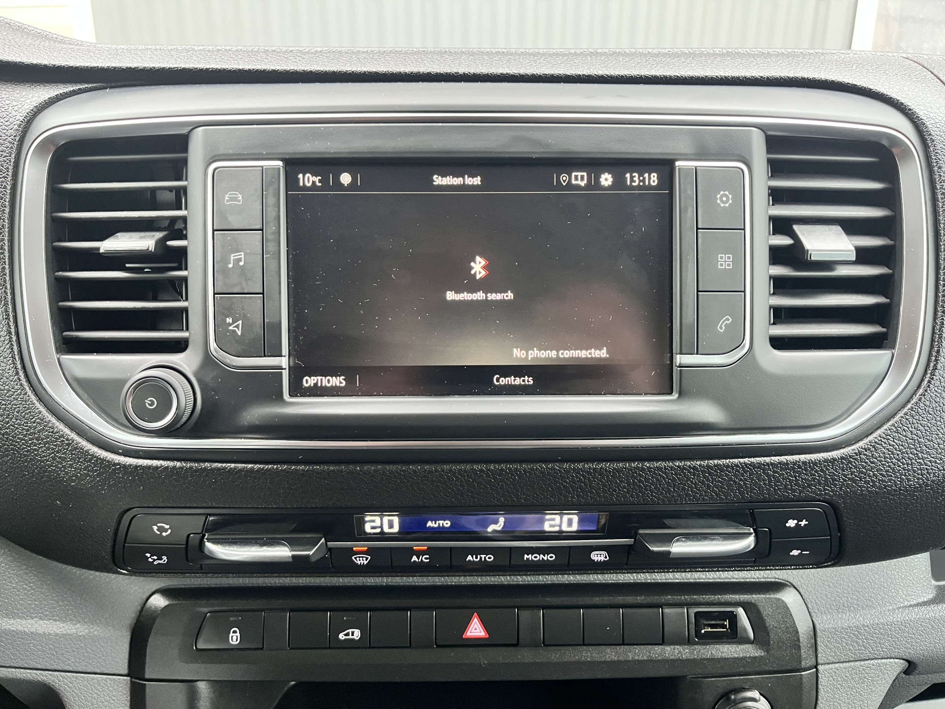 Foto van Opel Vivaro
