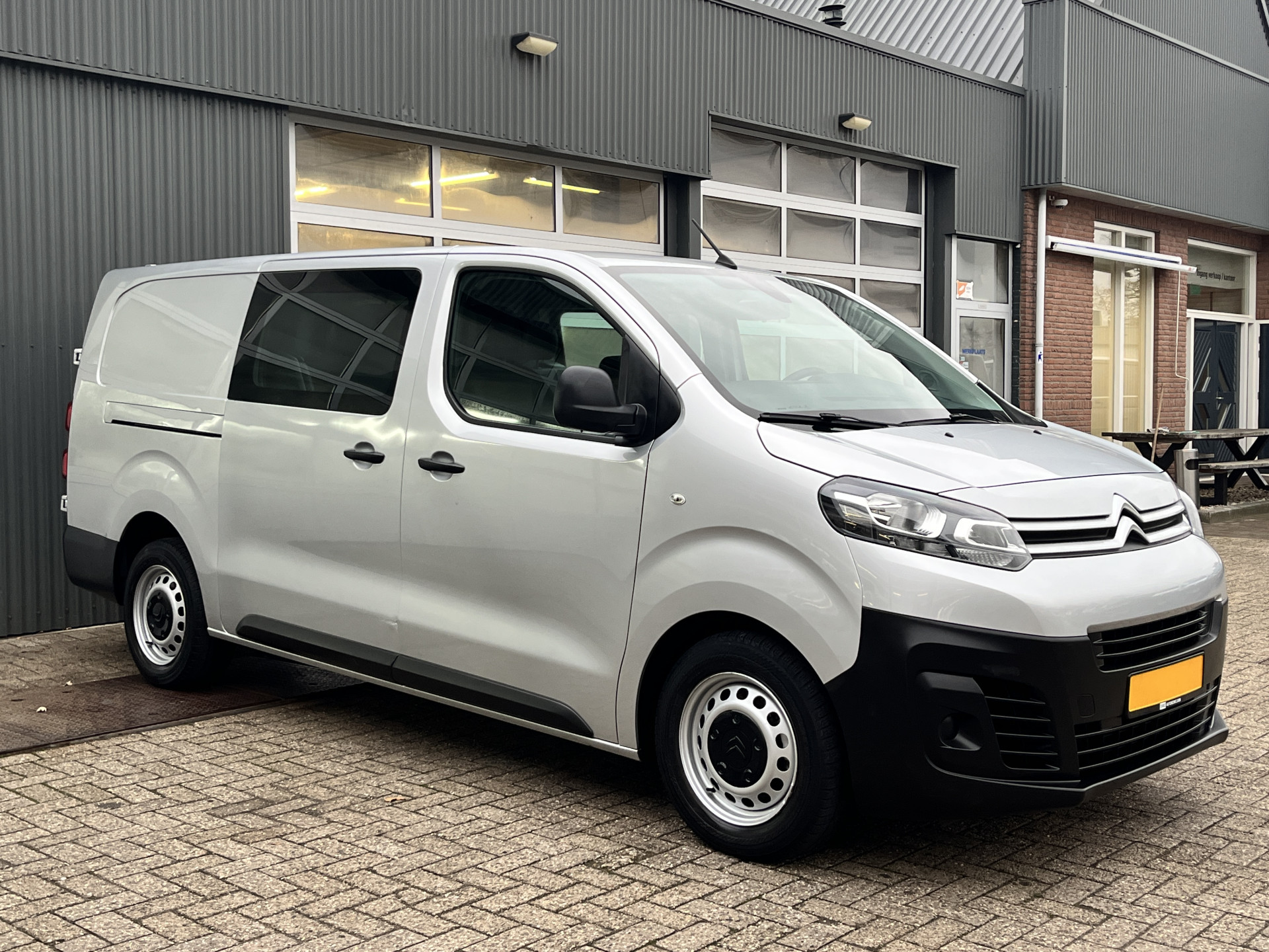 Citroen Jumpy 2.0 BlueHDI DC 2019 - voorkant