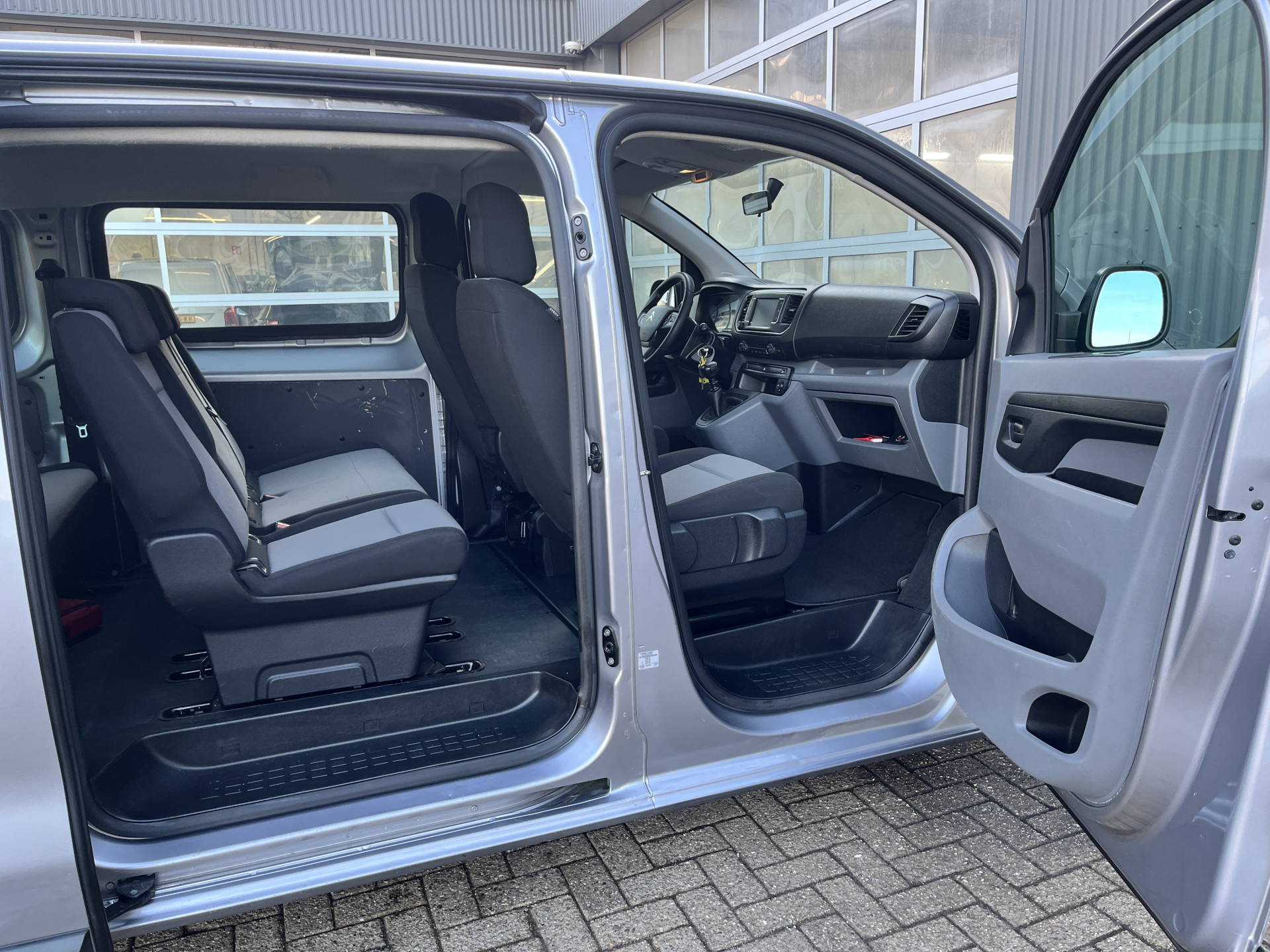 Foto van Citroen Jumpy Spacetourer