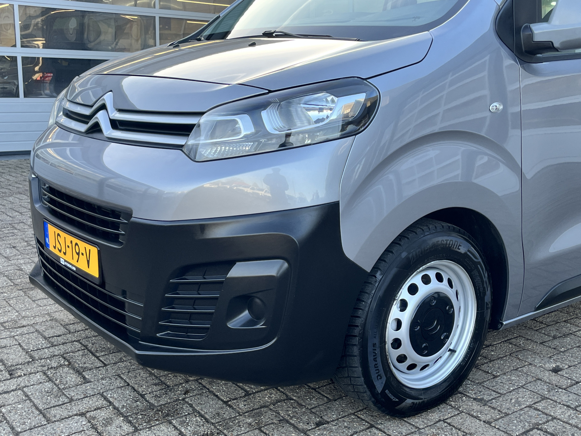 Foto van Citroen Jumpy Spacetourer