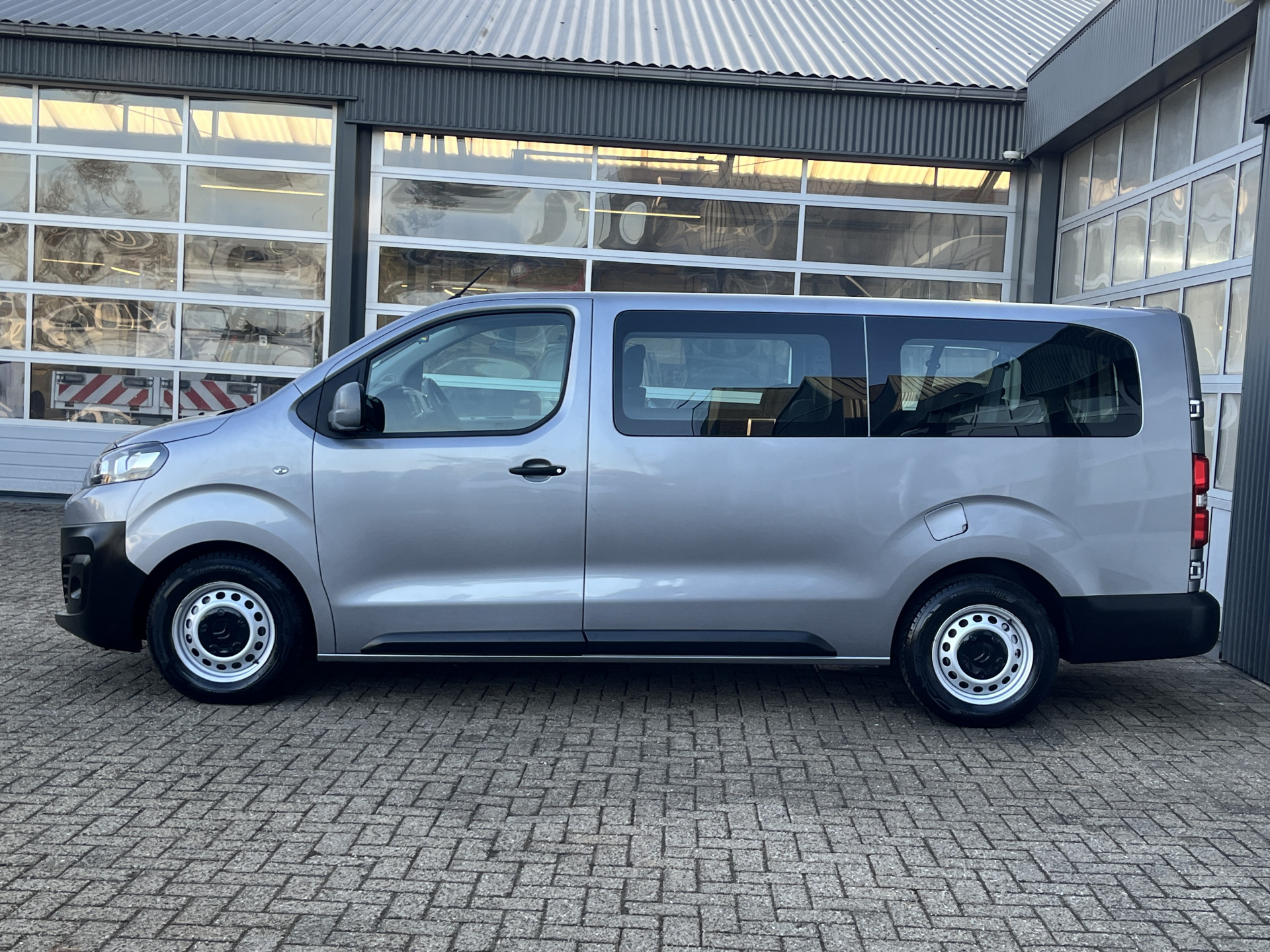 Foto van Citroen Jumpy Spacetourer