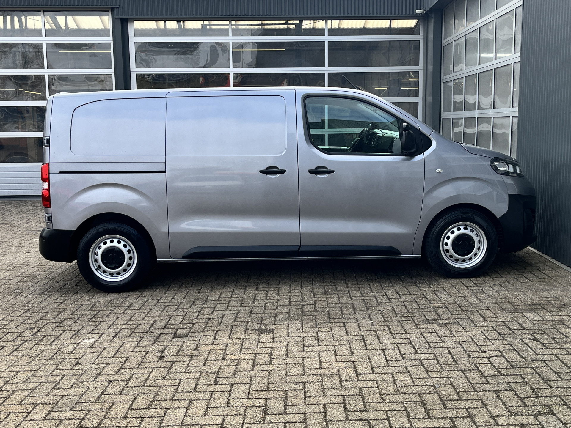 Foto van Opel Vivaro