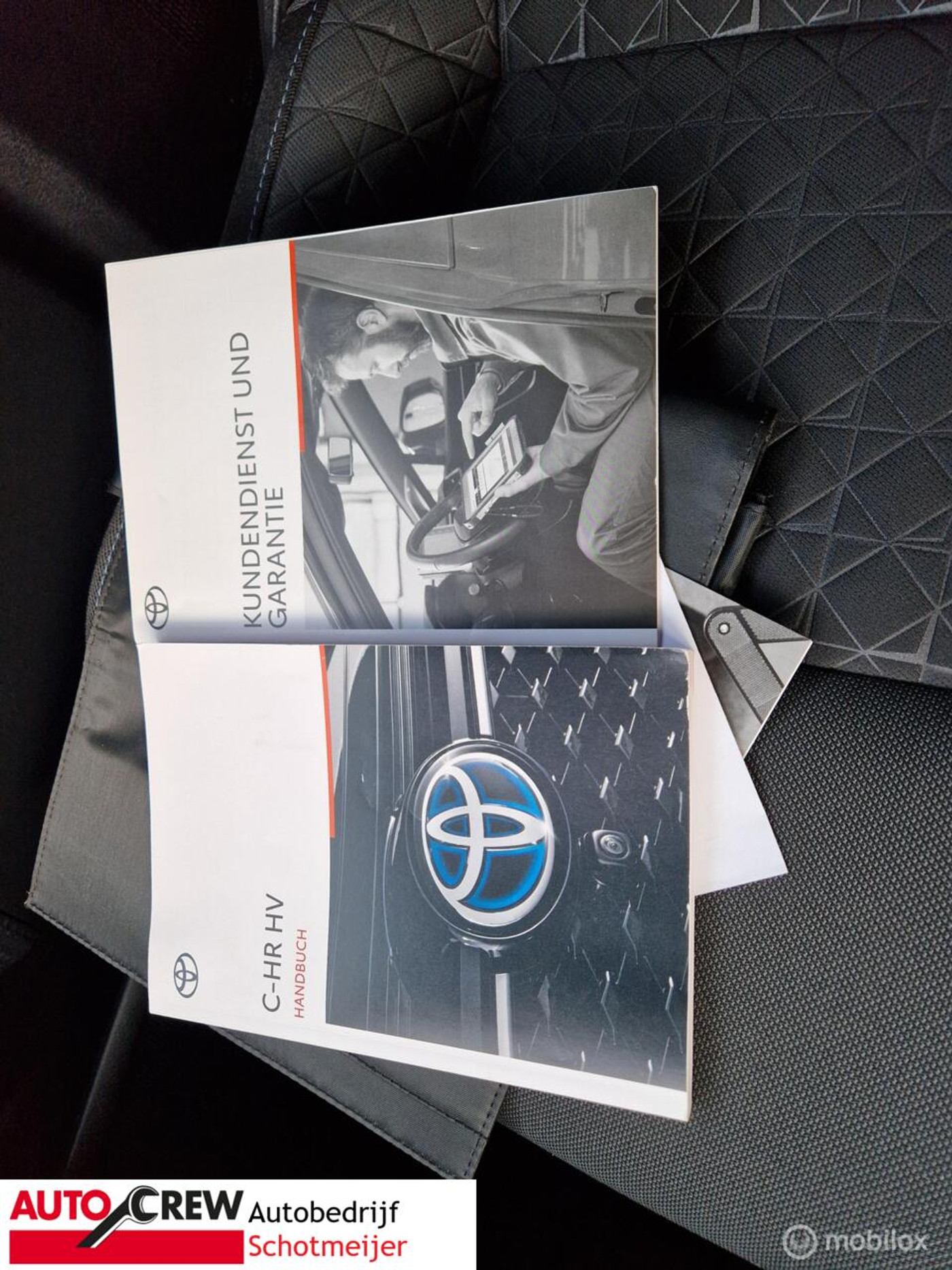 Foto van Toyota C-hr