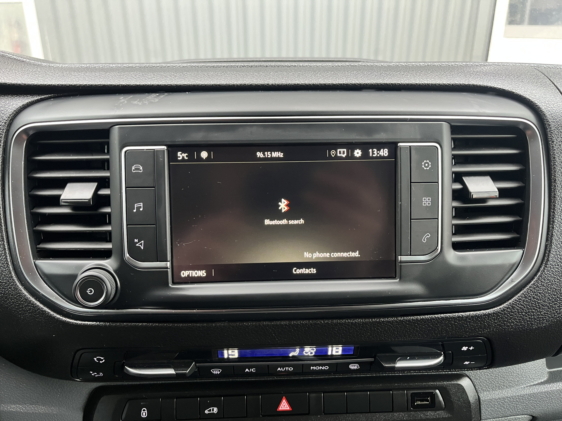 Foto van Opel Vivaro